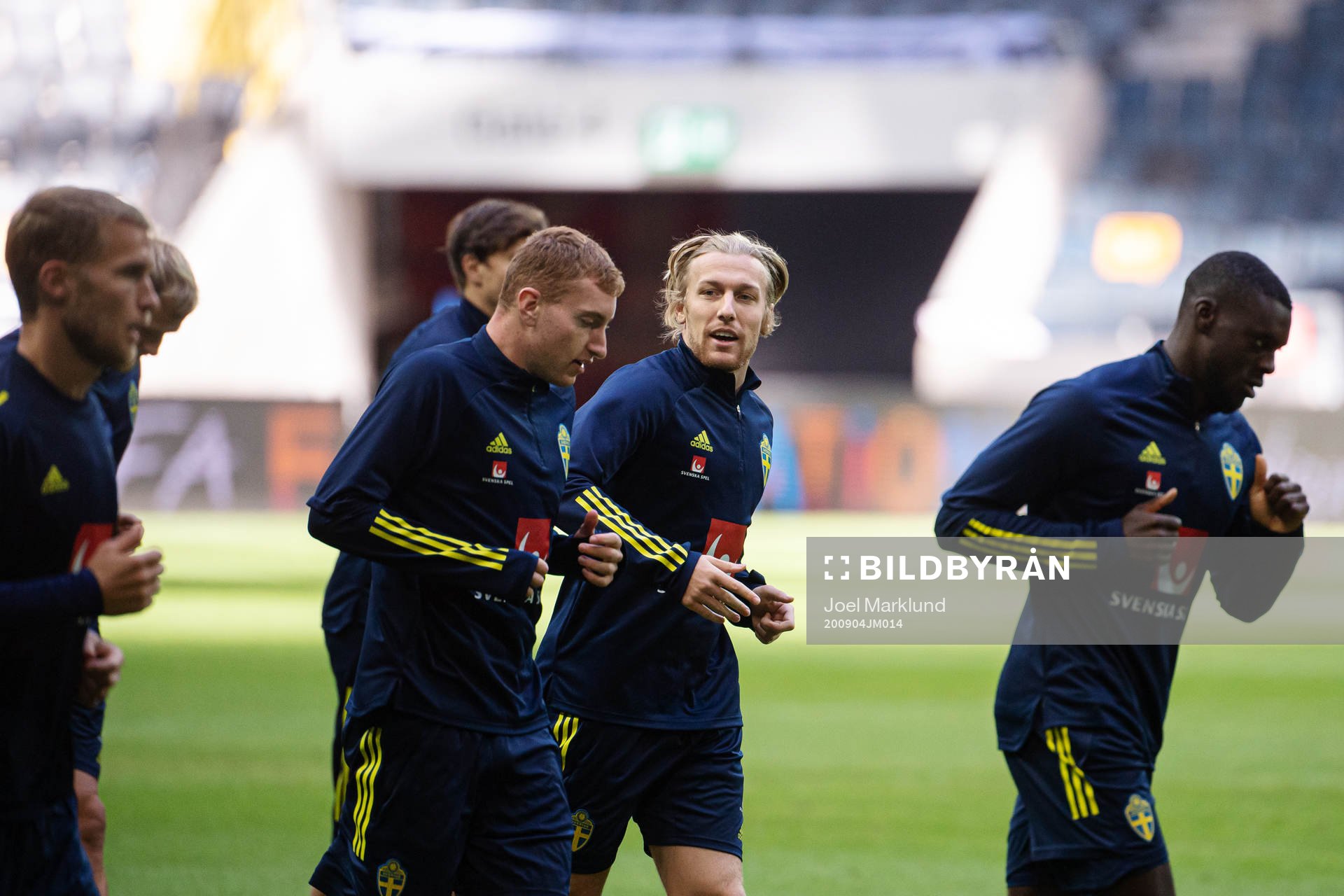Dejan Kulusevski and Emil Forsberg of the Swedish national football team during a training session on September 4, 2020 in Stockholm.