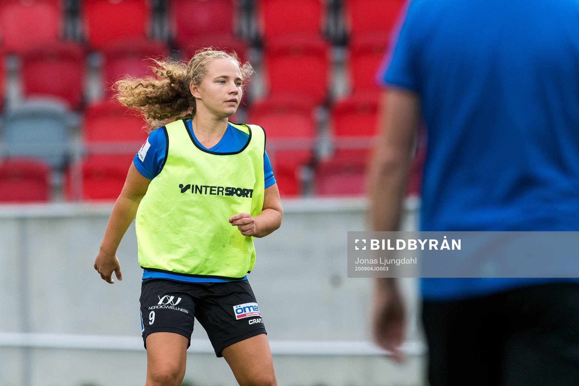 Växjös Signe Holt Andersen värmer upp före