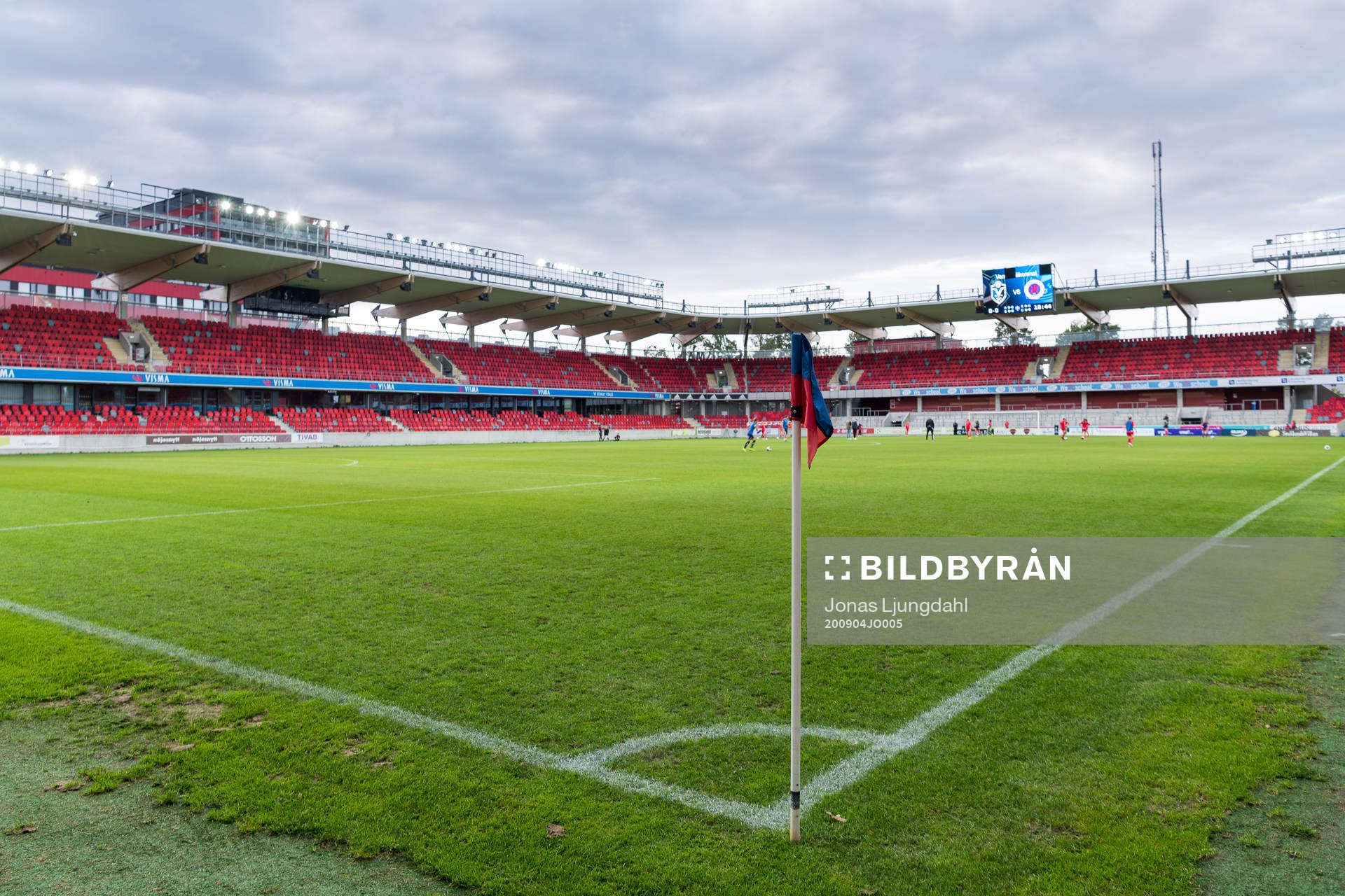 Interiör vy från Visma arena före fotbollsmatchen i