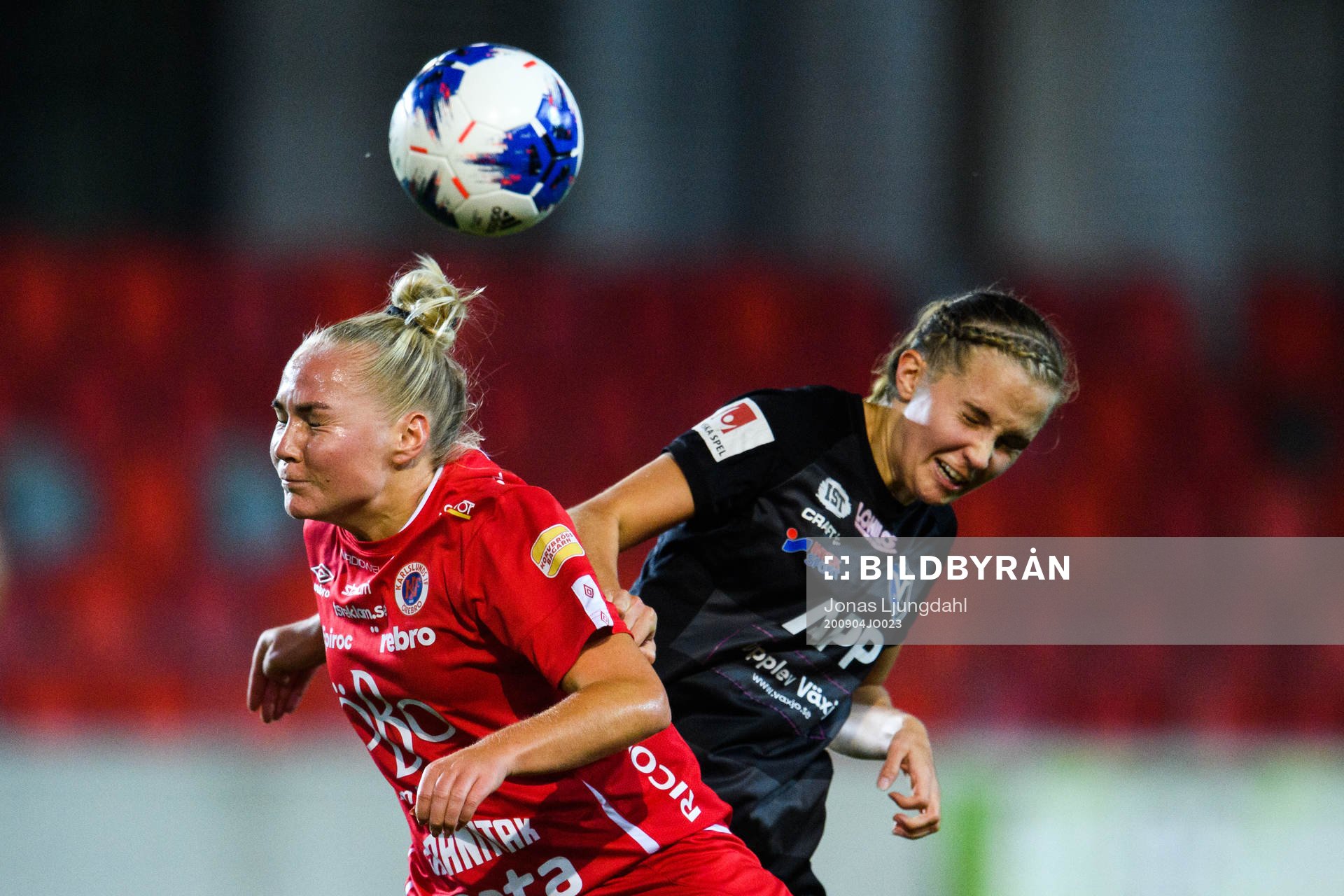 Örebros Ellen Karlsson och Växjös Ria Öling