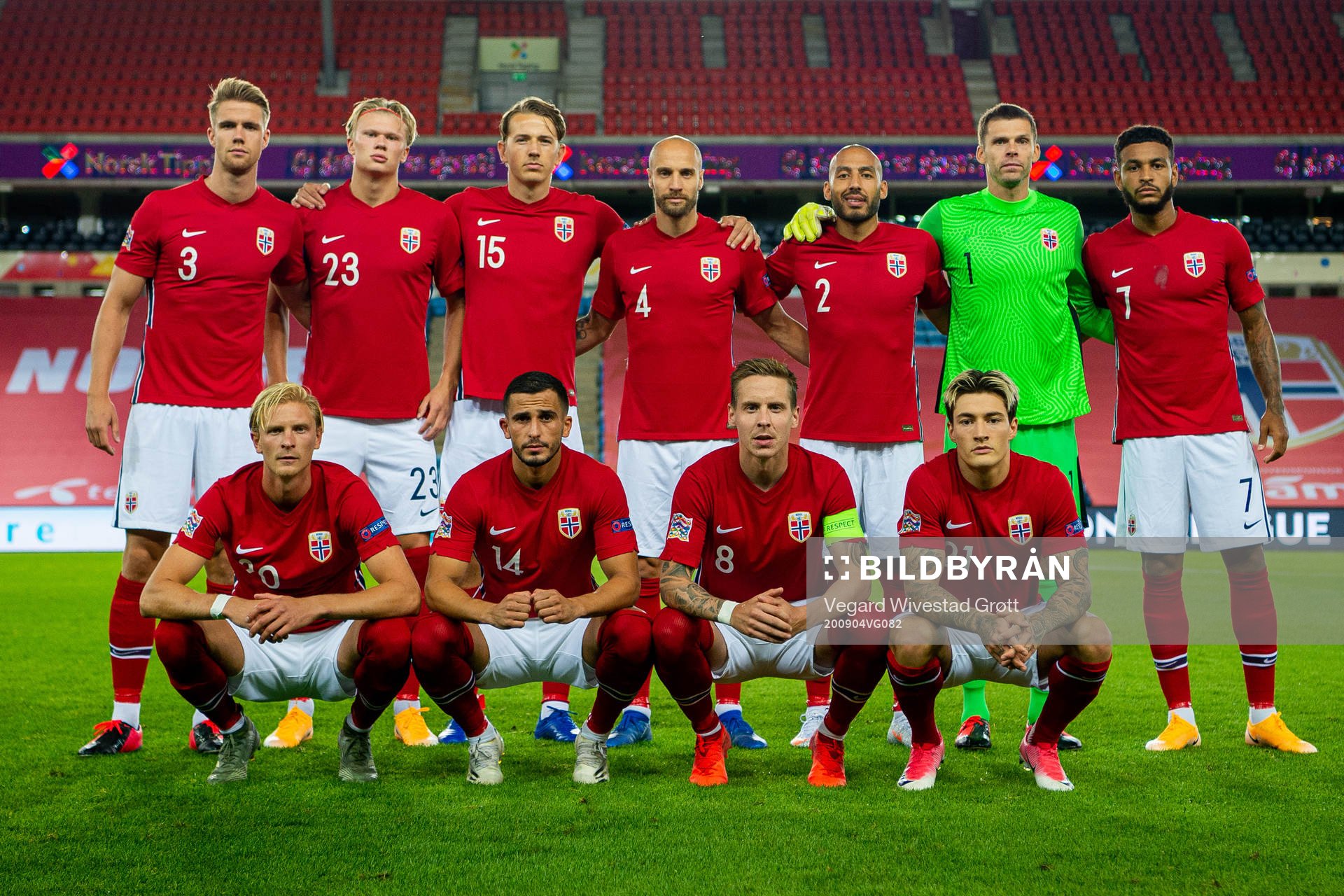 Norway's starting eleven pose for a team photo