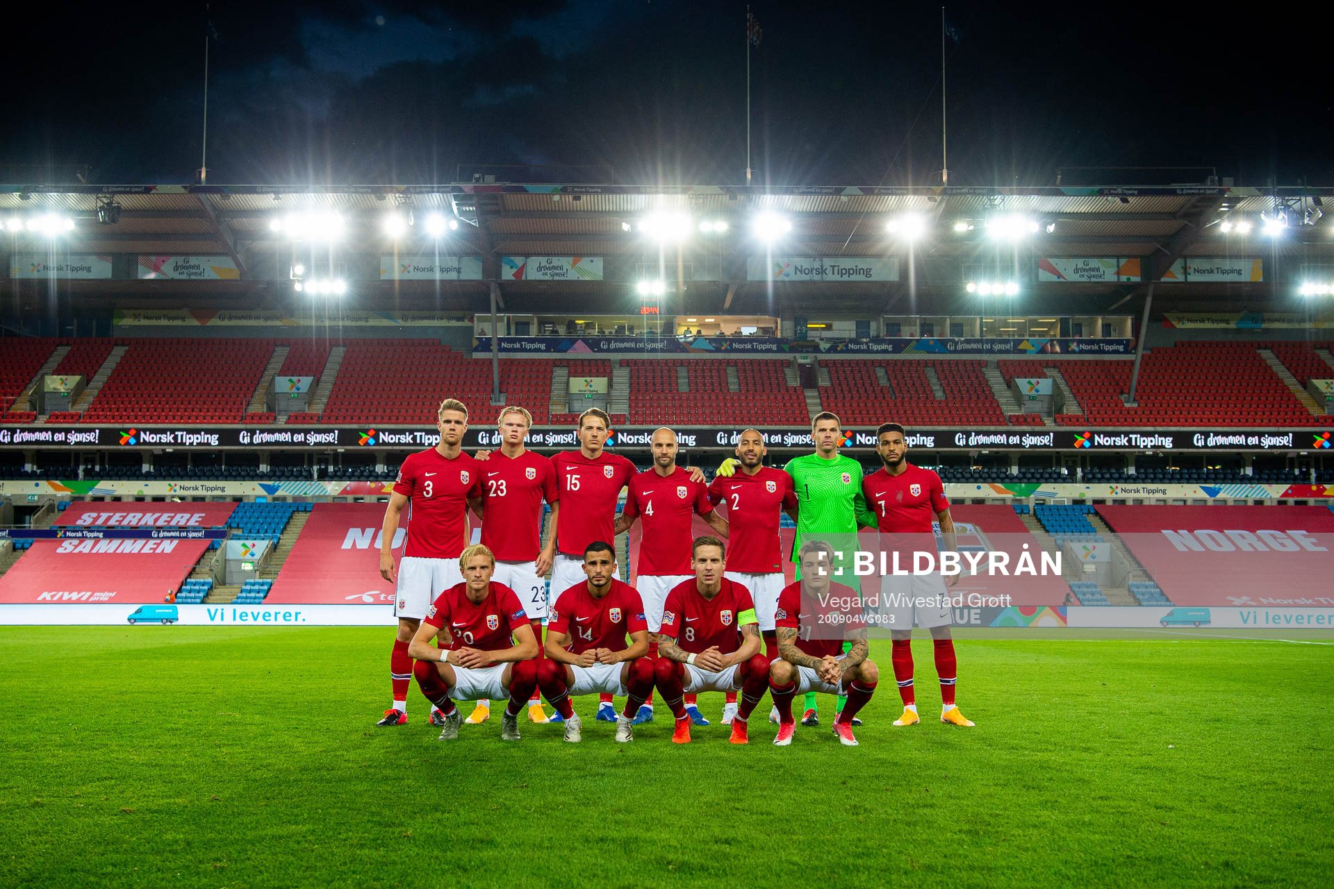 Norway's starting eleven pose for a team photo