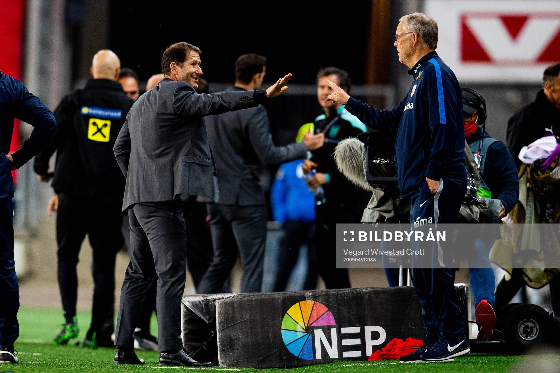 Franco Foda, head coach of Austria, and Lars Lagerbäck,