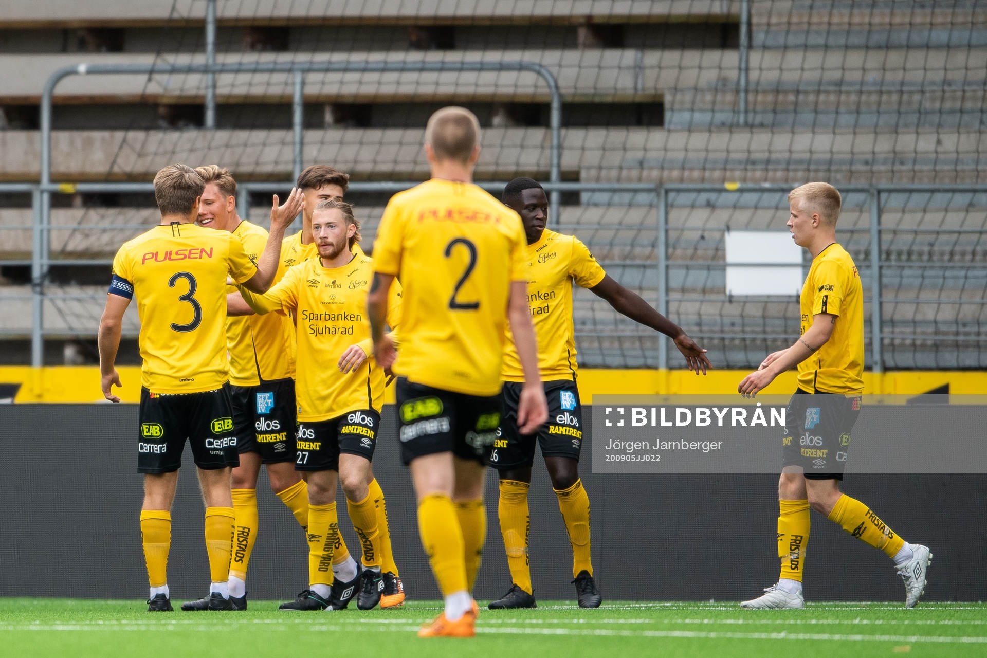 Elfsborgs spelare jublar efter att Noah Söderberg gjort 1-0 under fotbollsmatchen i P19 Allsvenskan mellan Elfsborg och Trelleborg den 5 september 2020 i Borås.