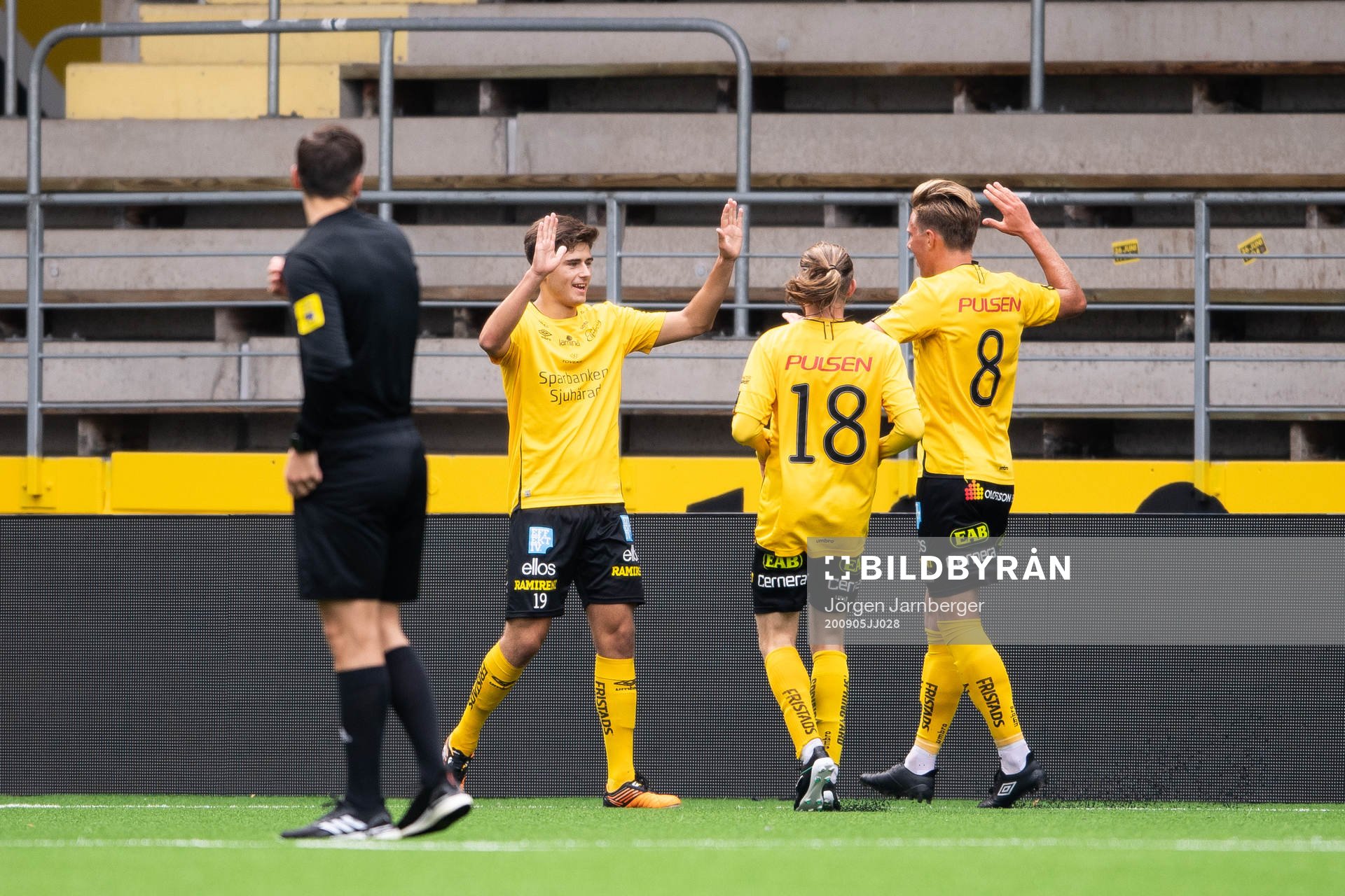 Elfsborgs Besfort Zeneli jublar efter att gjort 2-0 under fotbollsmatchen i P19 Allsvenskan mellan Elfsborg och Trelleborg den 5 september 2020 i Borås.