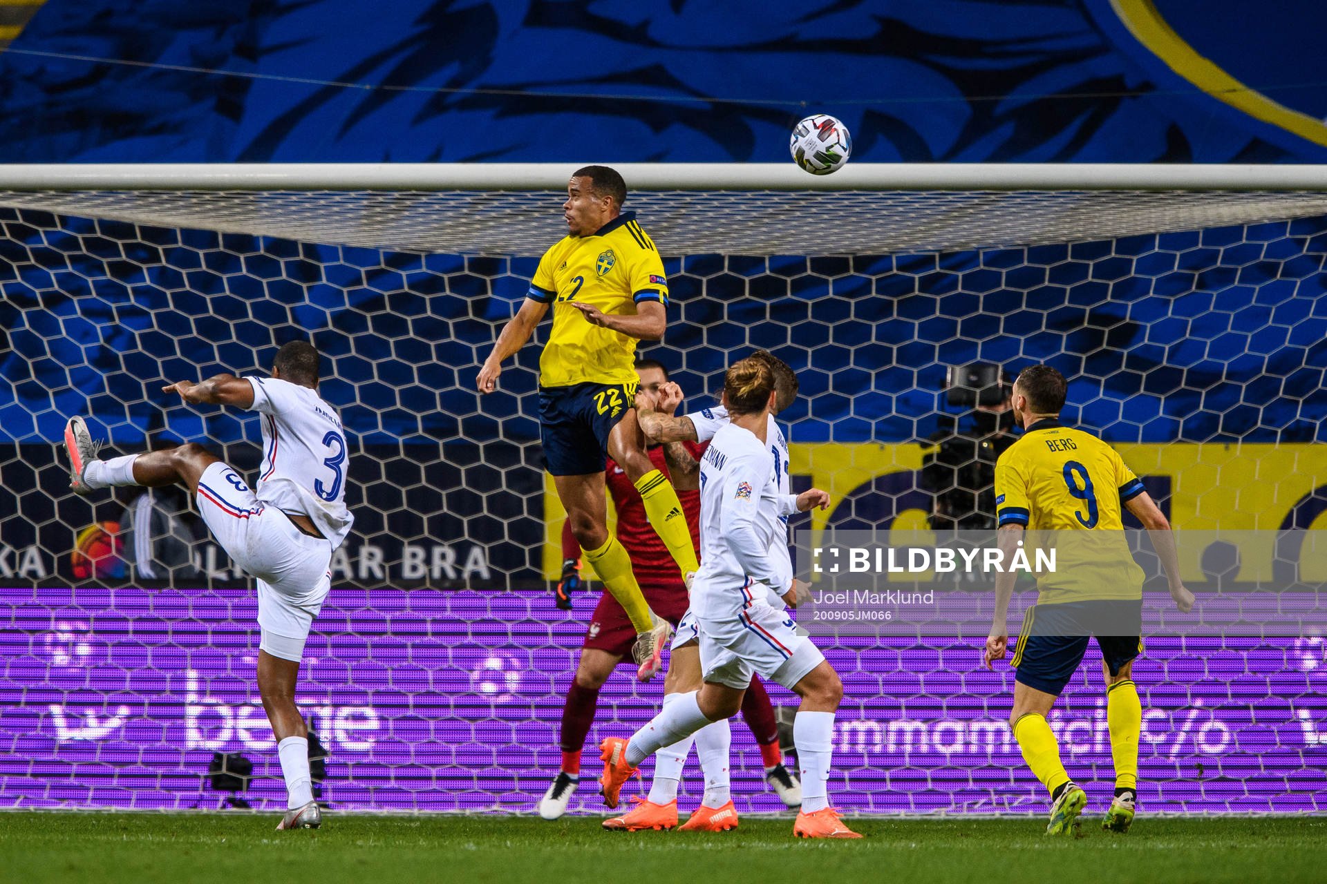 Robin Quaison of Sweden