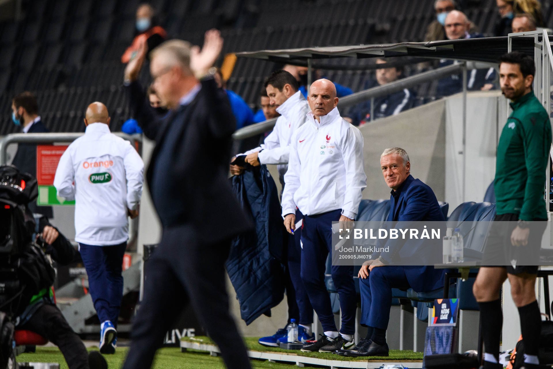 Head coach Janne Andersson of Sweden and head coach Didier