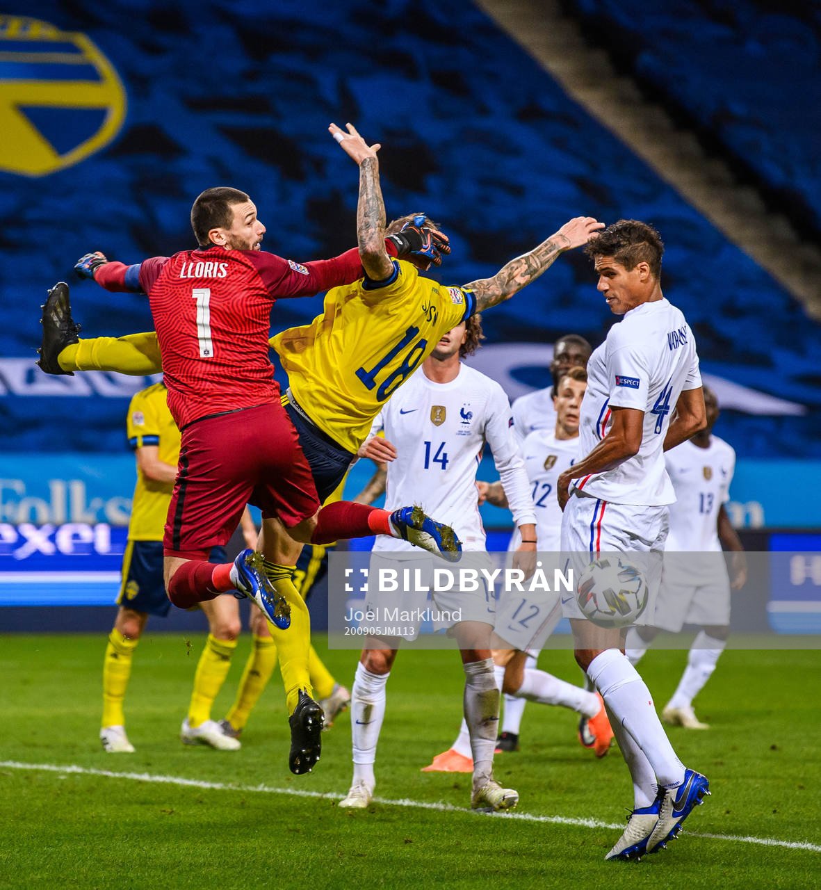 Goalkeeper Hugo Lloris of France and Pontus Jansson of