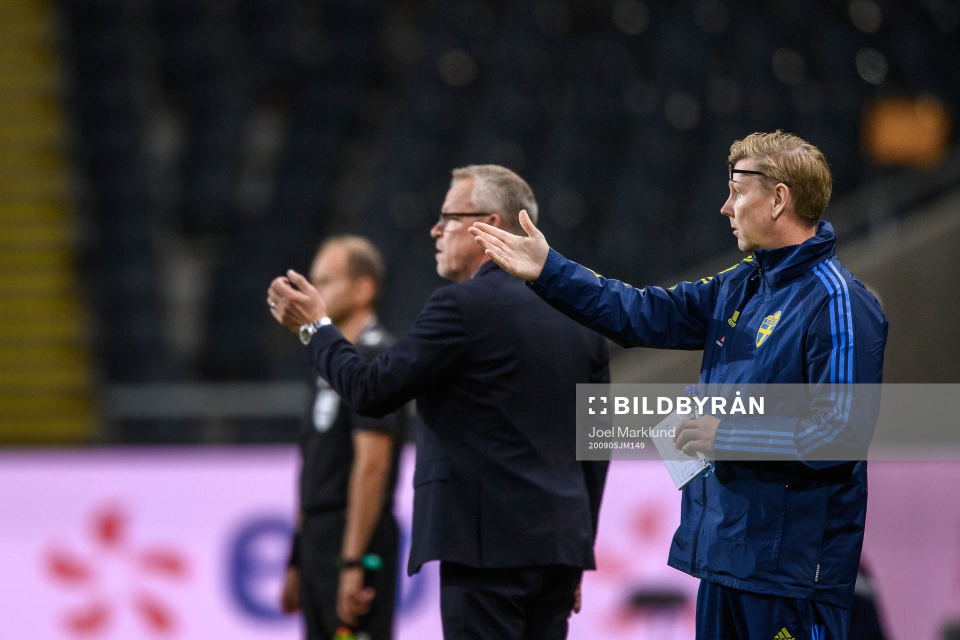 Head coach Janne Andersson and assistant coach Peter