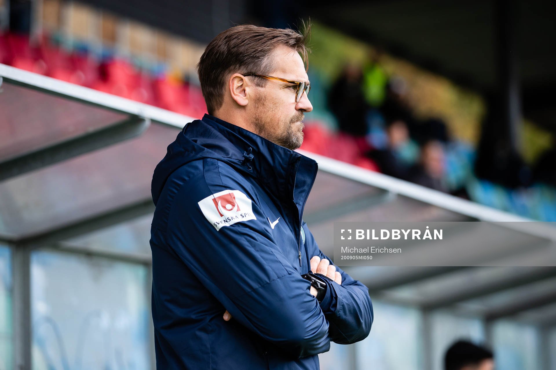 Eskilstunas tränare Magnus Karlsson innan fotbollsmatchen