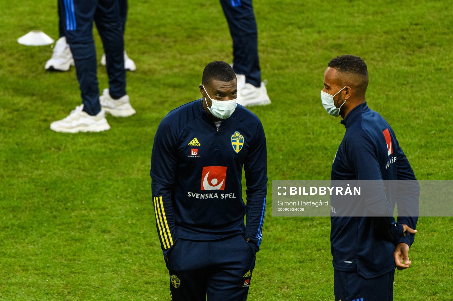 Ken Sema and Isaac Kiese Thelin of Sweden