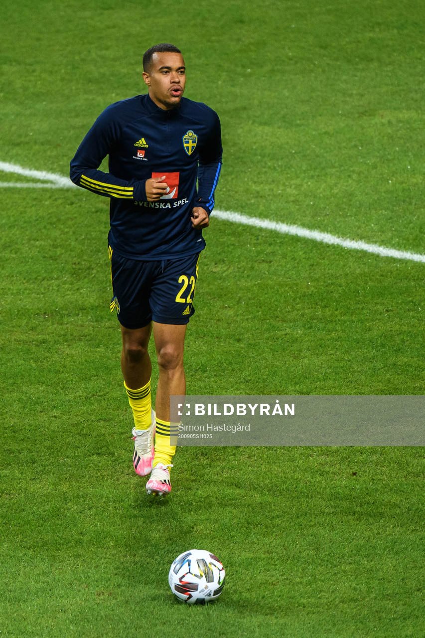 Robin Quaison of Sweden