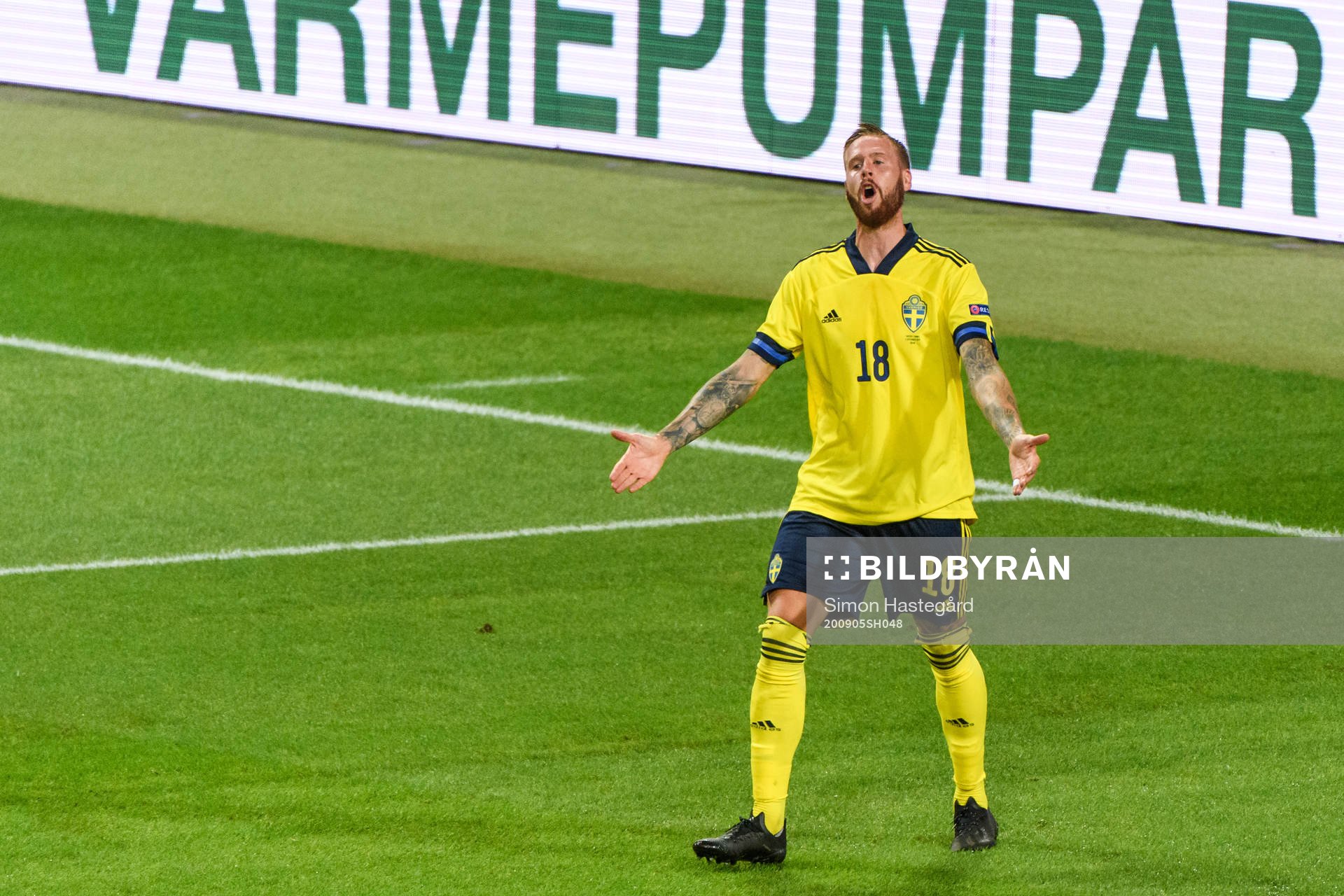 Pontus Jansson of Sweden reacts