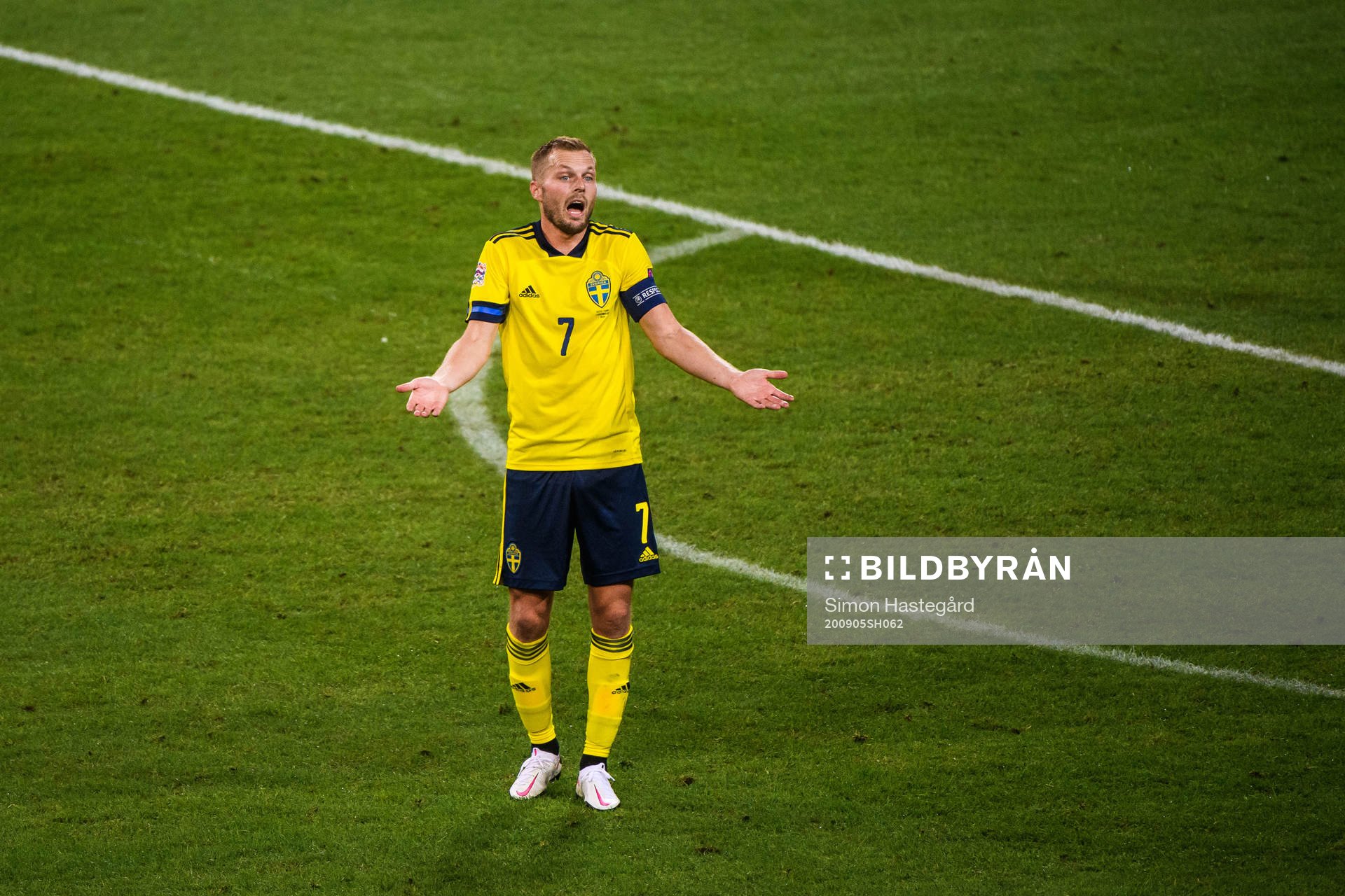 Sebastian Larsson of Sweden reacts