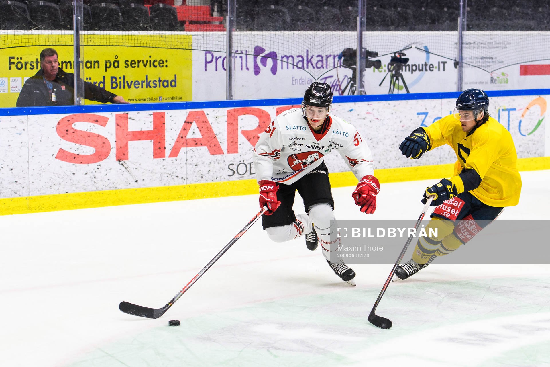 Vita Hästens Erik Borg och Södertäljes Samuel Fagemo