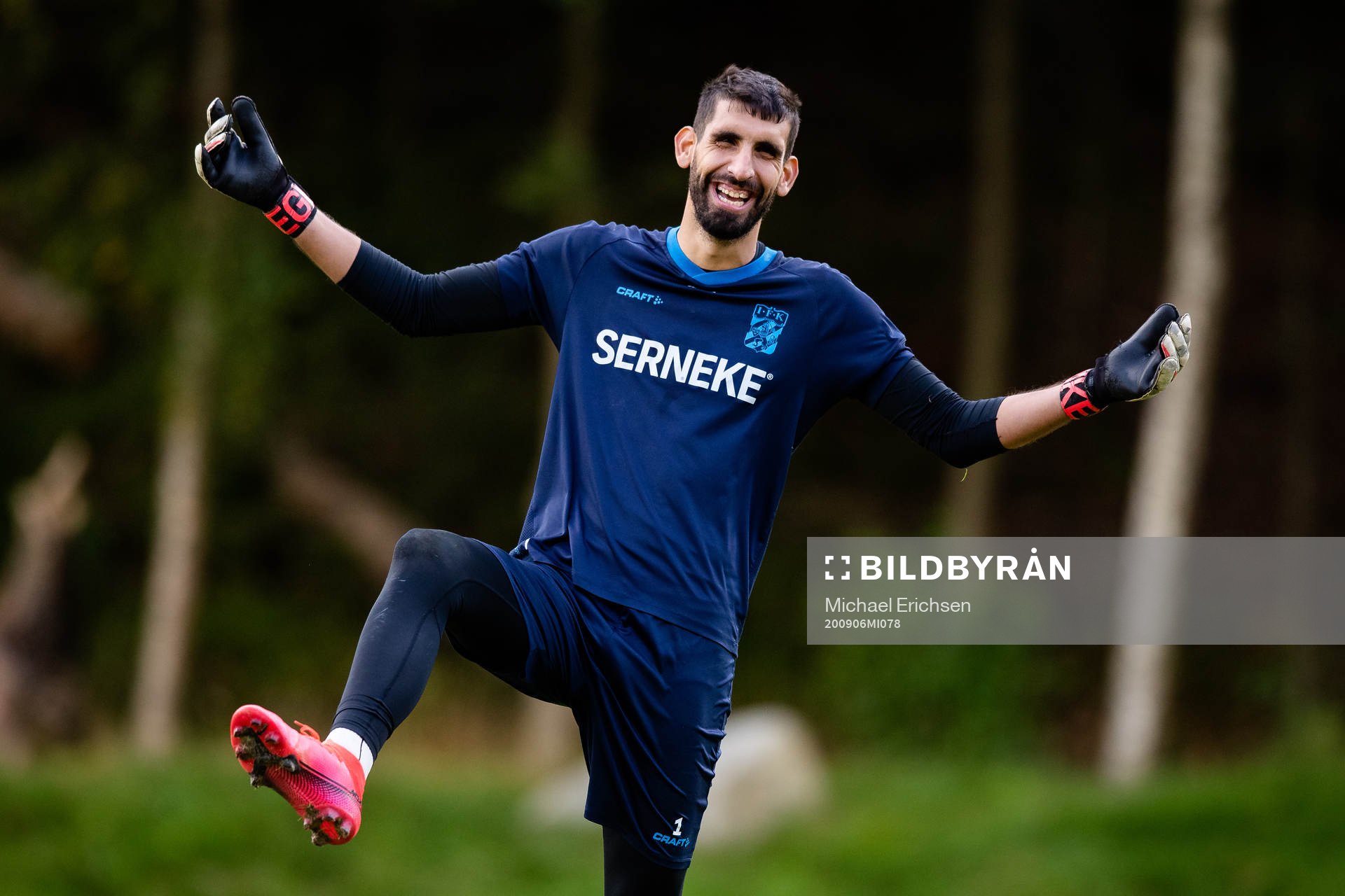 IFK Göteborgs målvakt Ioannis Anestis jublar