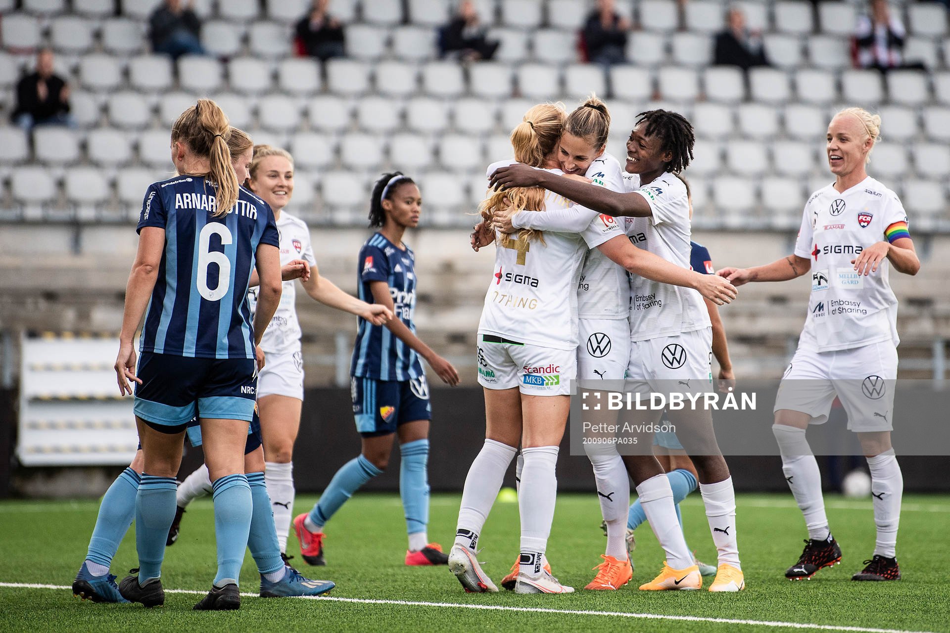 Rosengårds Nathalie Björn, Anam Imo och Caroline Seger