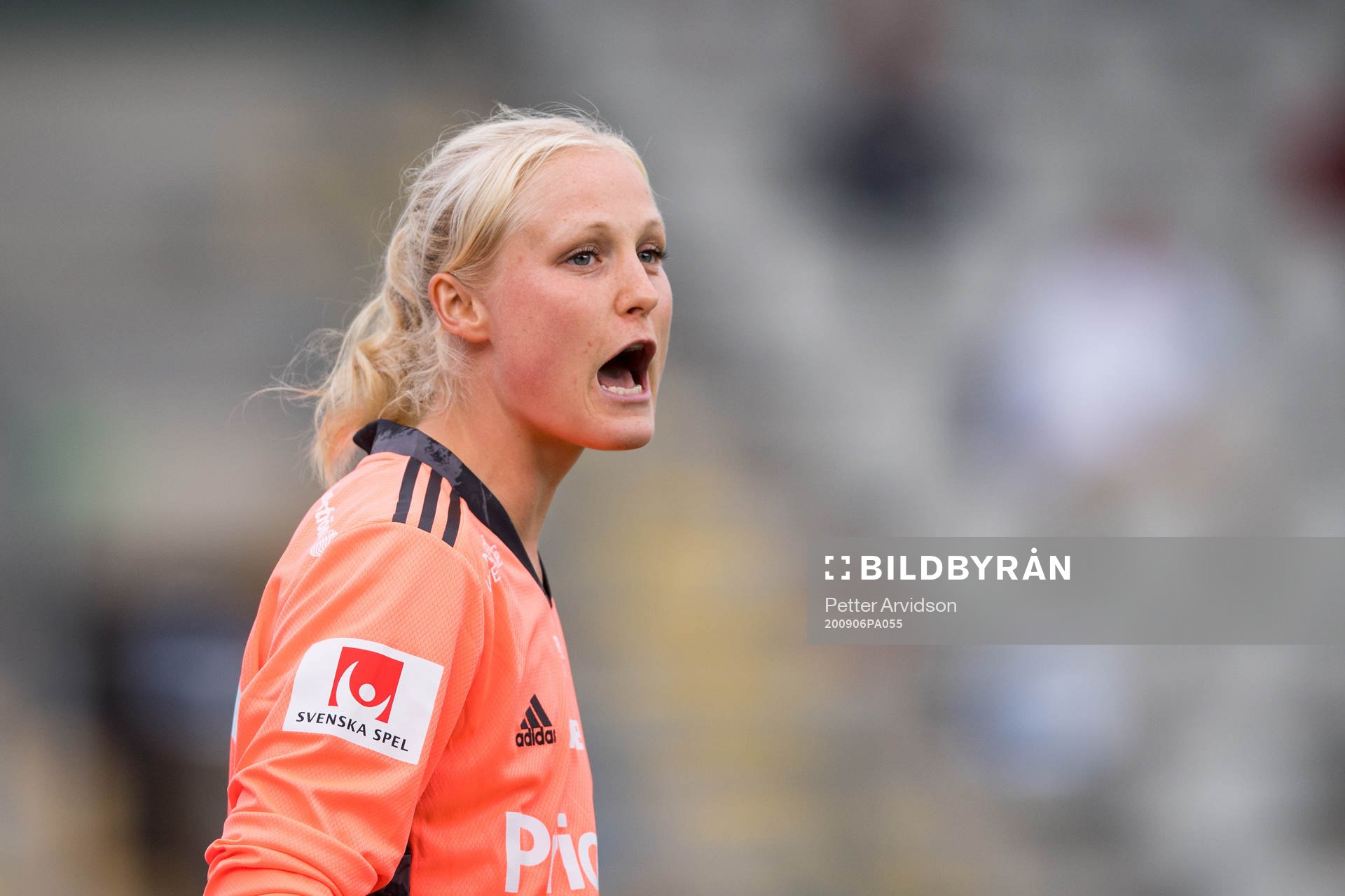 Djurgårdens målvakt Kathrine Østergaard Larsen