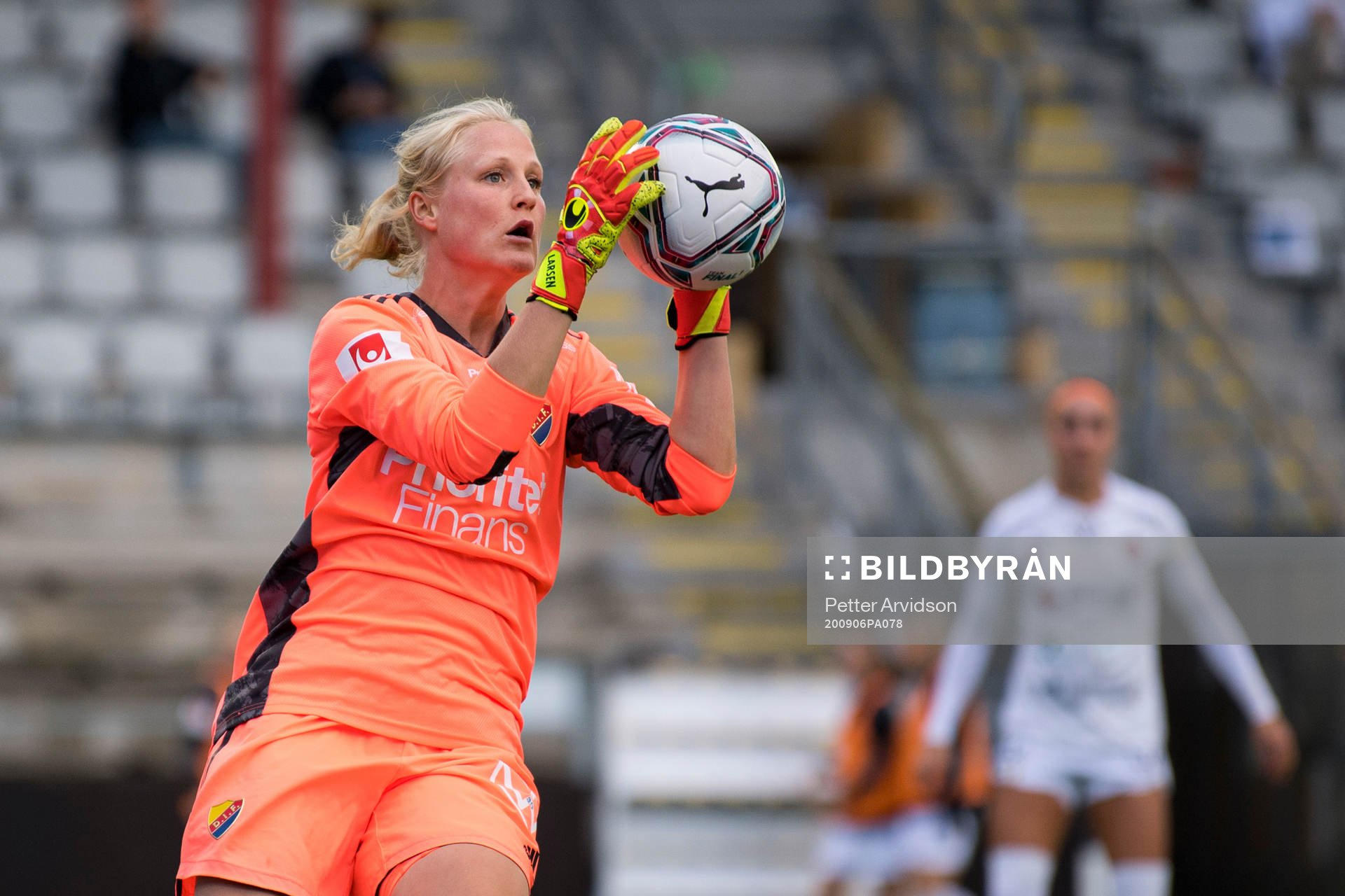 Djurgårdens målvakt Kathrine Østergaard Larsen under fotbollsmatchen i Damallsvenskan mellan FC Rosengård och Djurgården den 6 september 2020 i Malmö.