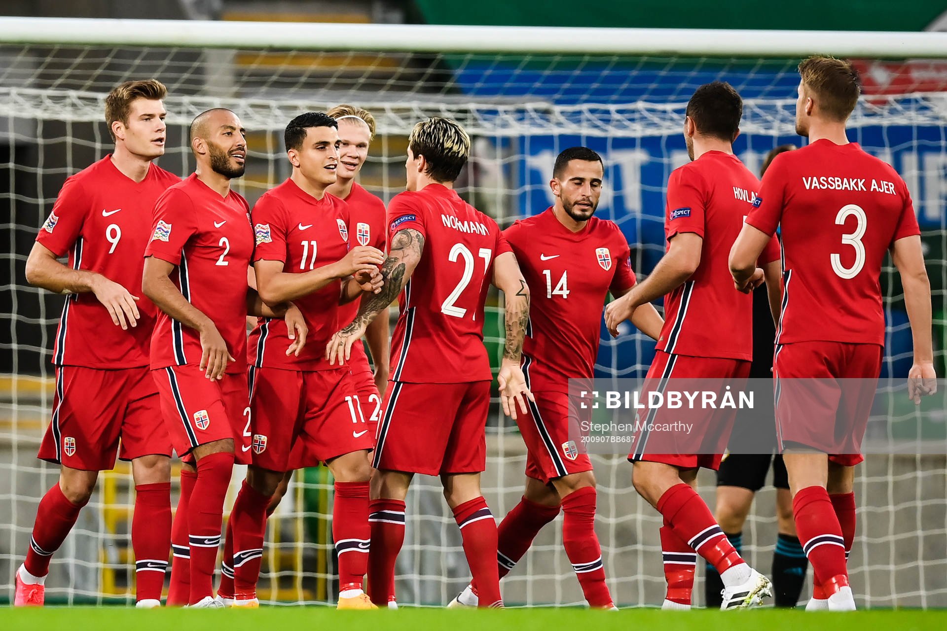Mohamed «Moi» Elyounoussi of Norway celebrates  the 0-1