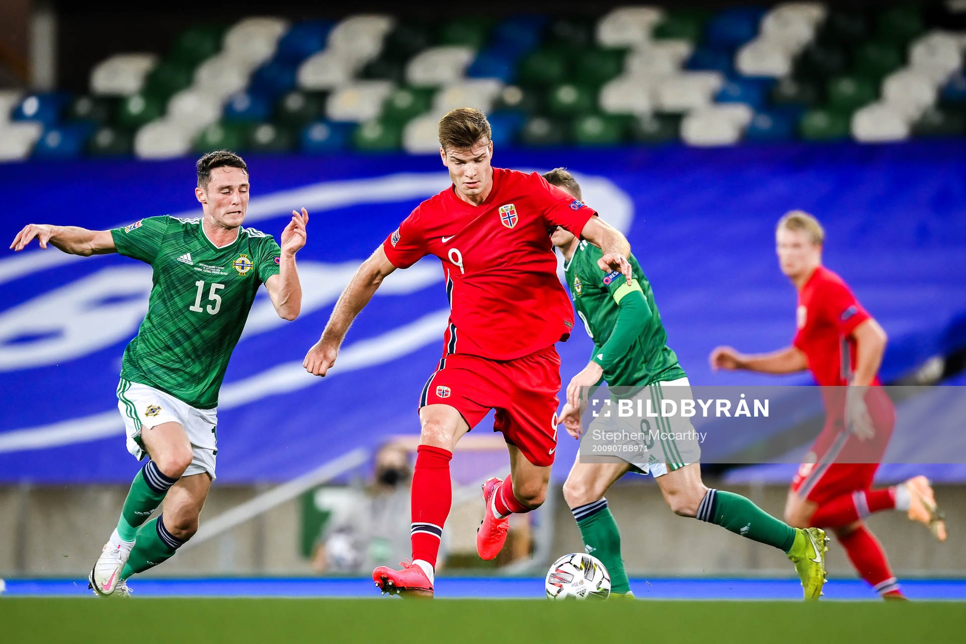 Jordan Thompson of Northern Ireland and Alexander Sørloth