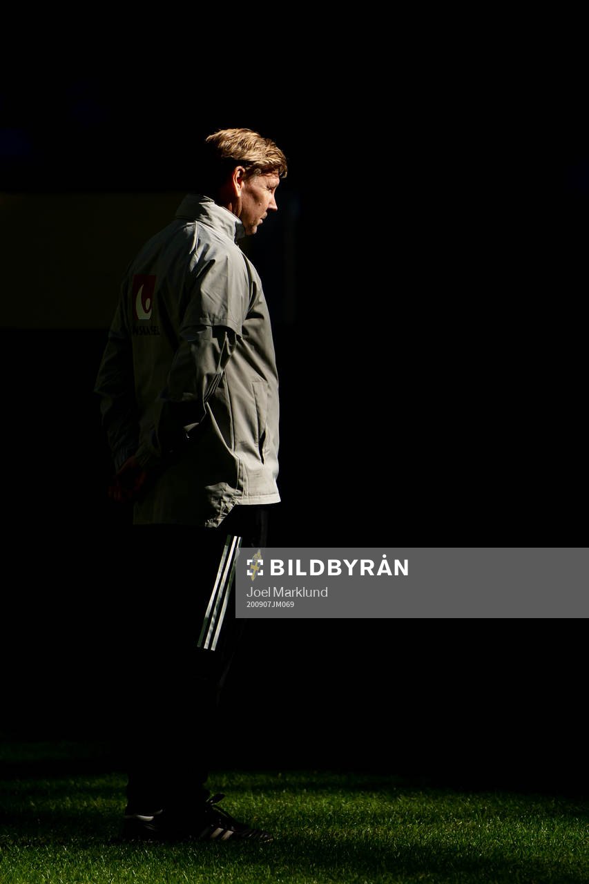 Assistant coach Peter Wettergren of the Swedish national