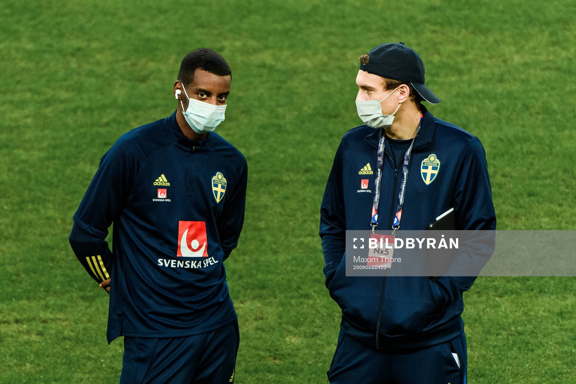 Alexander Isak and Victor Nilsson Lindelöf of Sweden