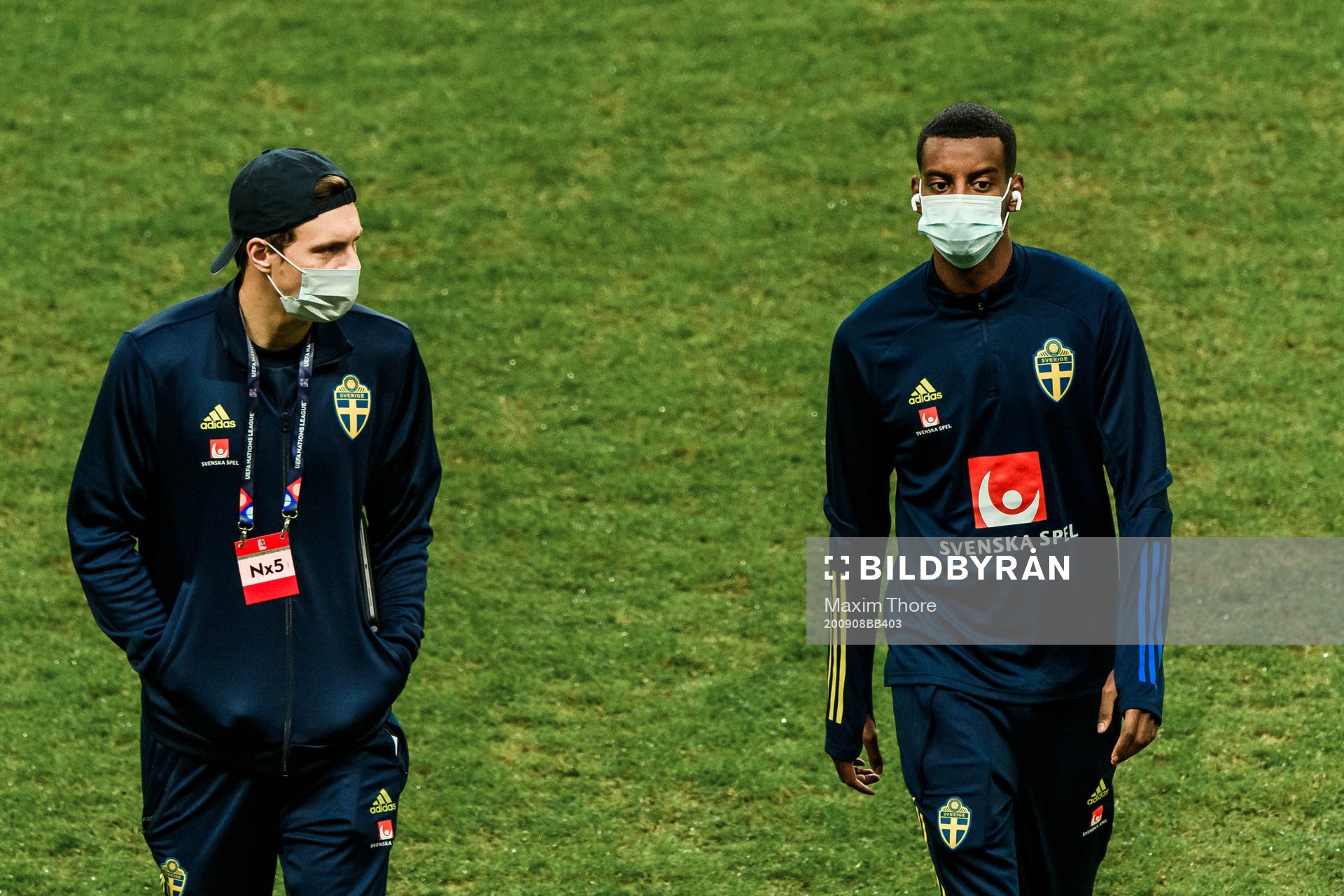 Alexander Isak and Victor Nilsson Lindelöf of Sweden