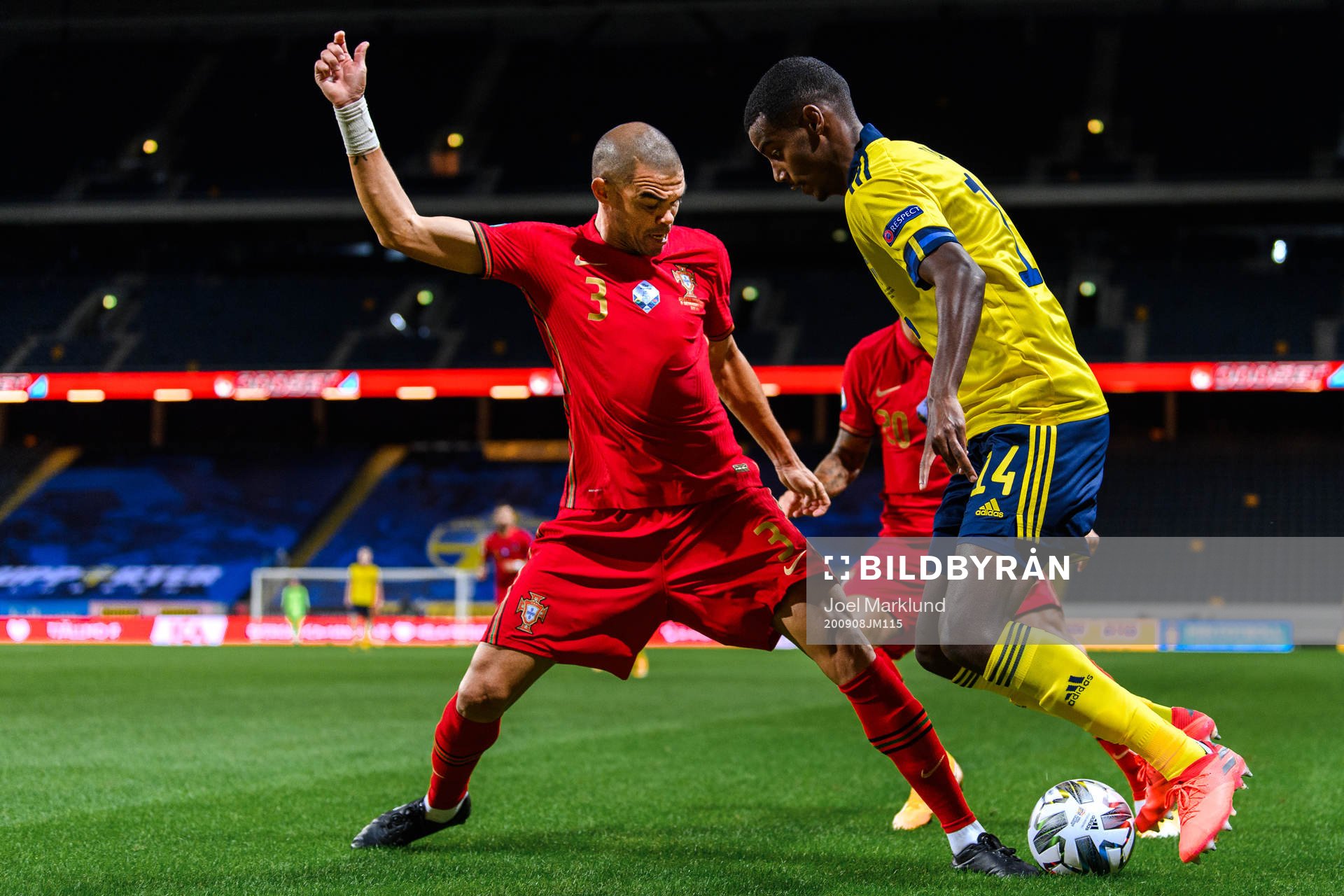 Pepe of Portugal against Alexander Isak of Sweden