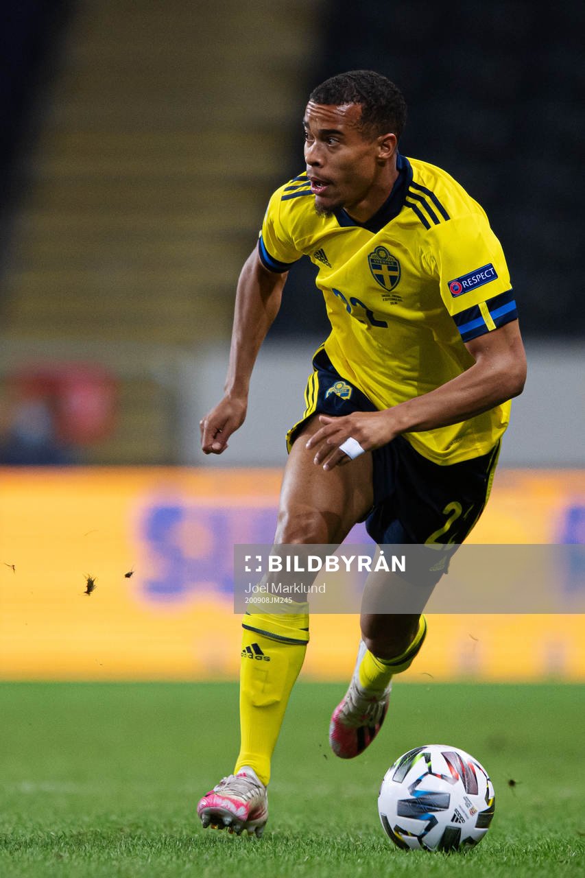 Robin Quaison of Sweden