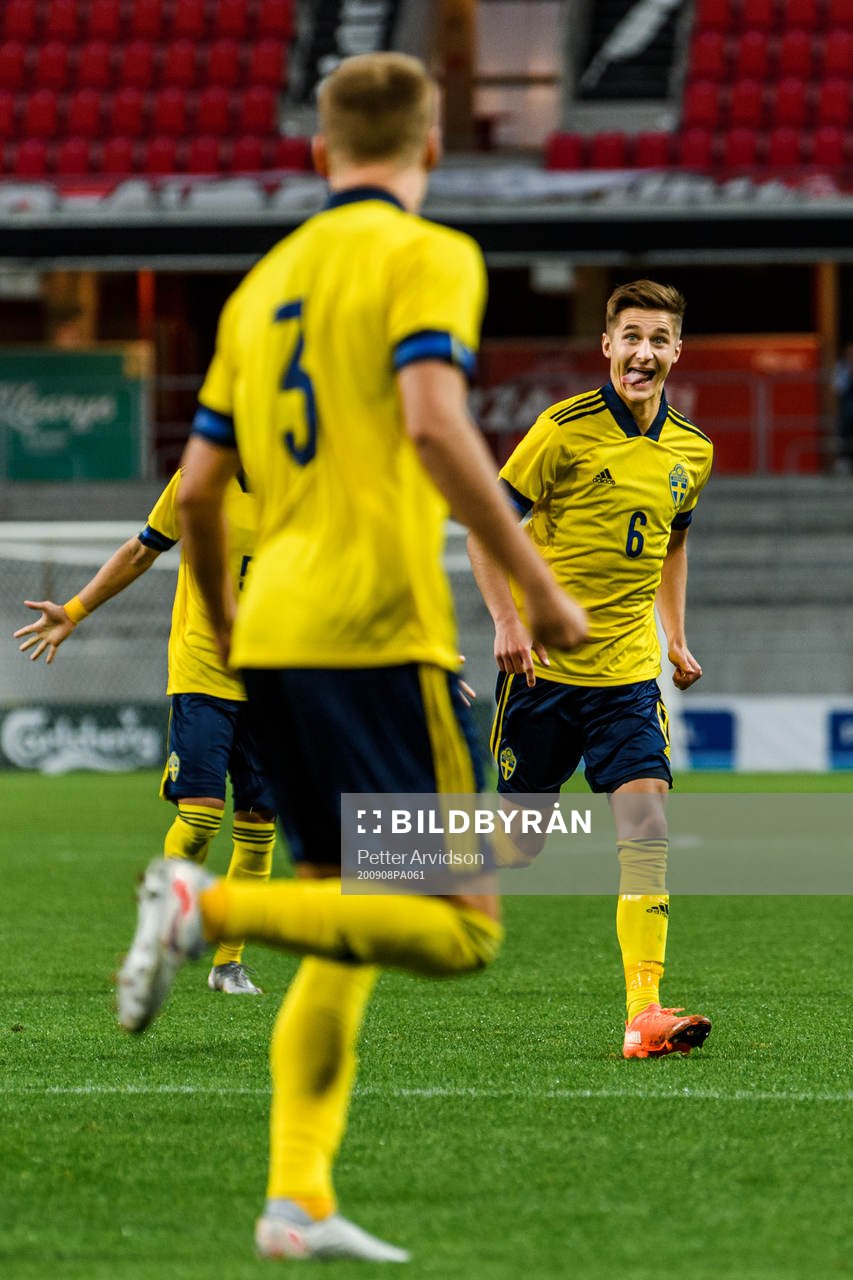 Gustav Henriksson and Leo Bengtsson of Sweden celebrate the 3-0 goal during the UEFA European Under-21 Qualifier football match between Sweden and Italy on September 8, 2020 in Kalmar.