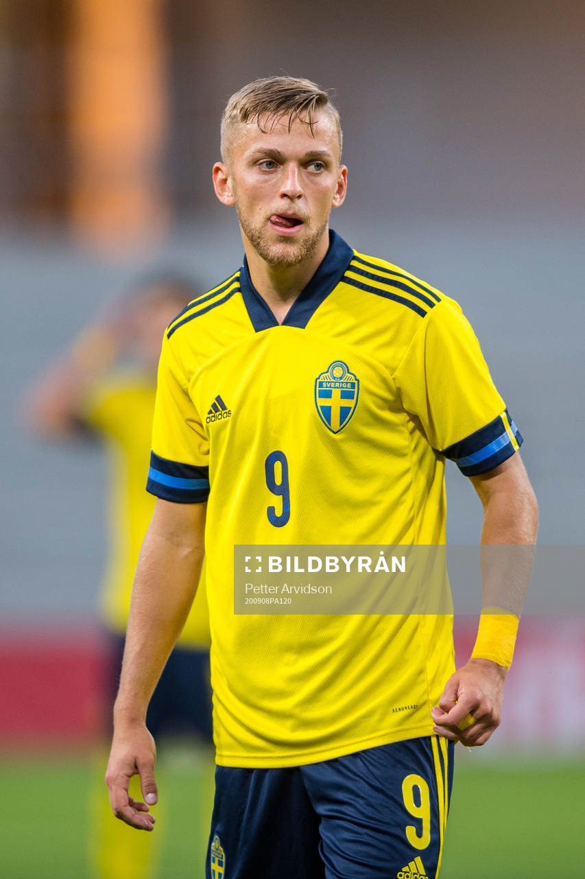 Jesper Karlsson of Sweden
