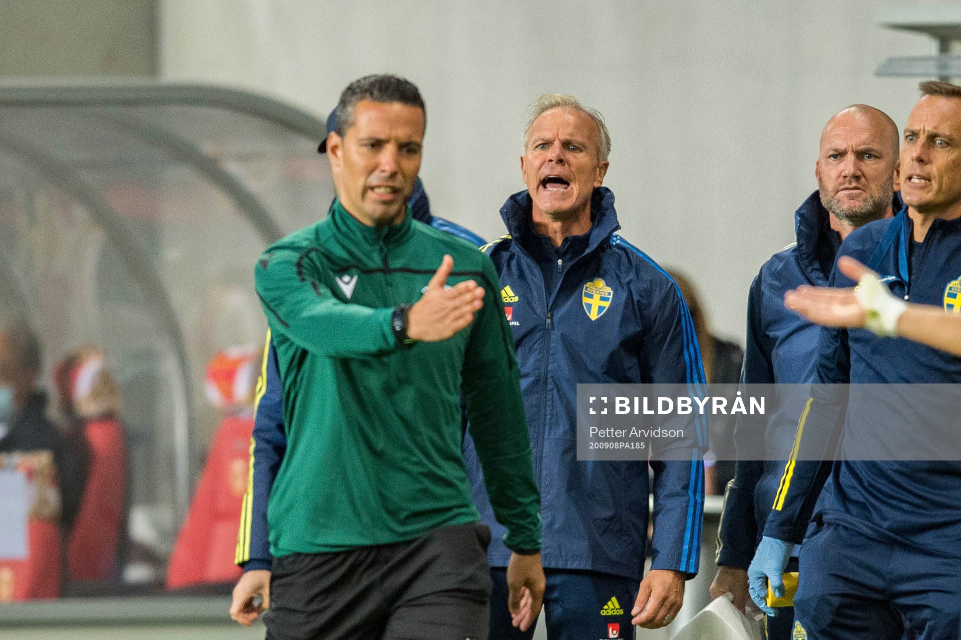 Head coach Roland Nilsson of Sweden