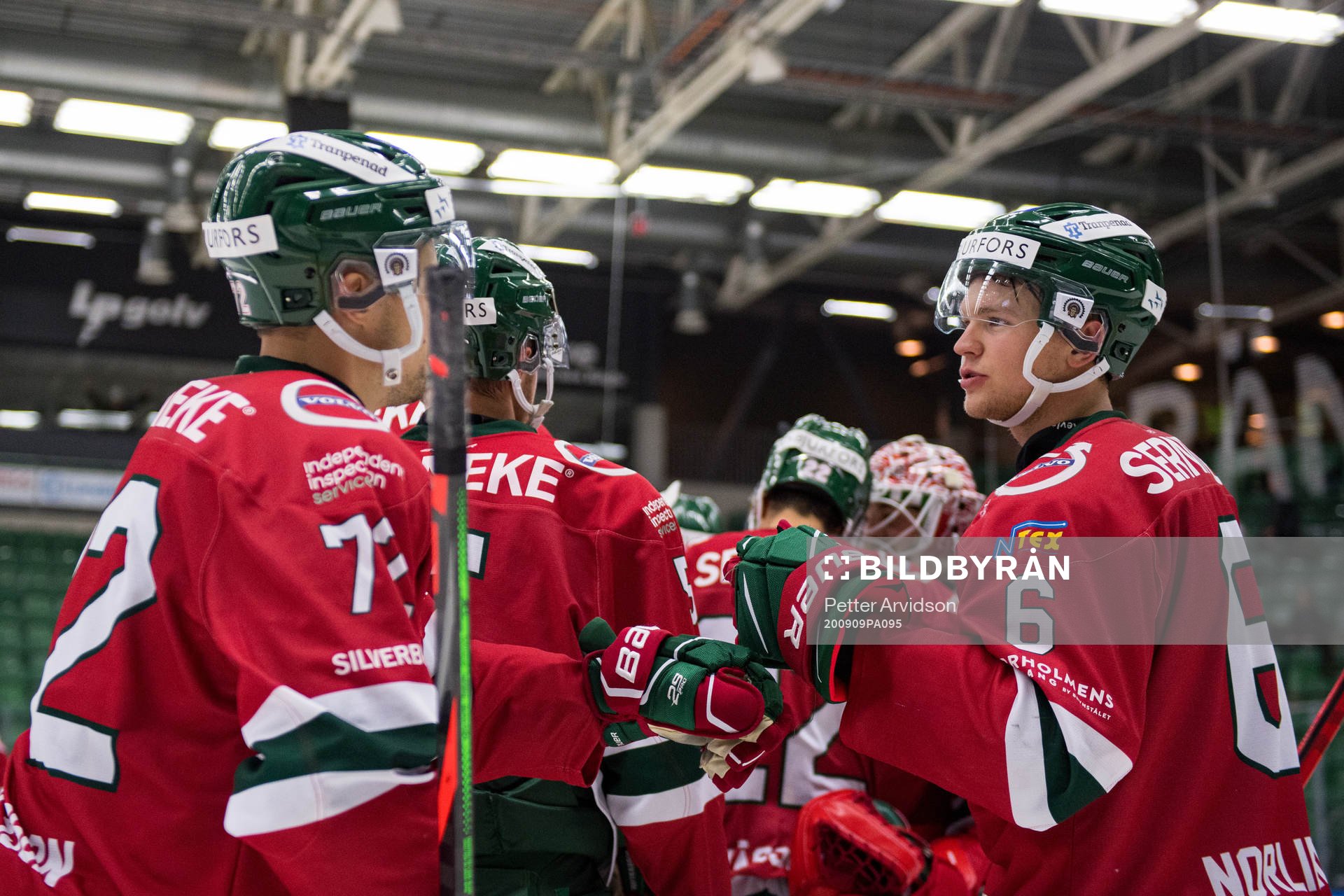 Frölundas Patrik Carlsson och Mattias Norlinder jublar