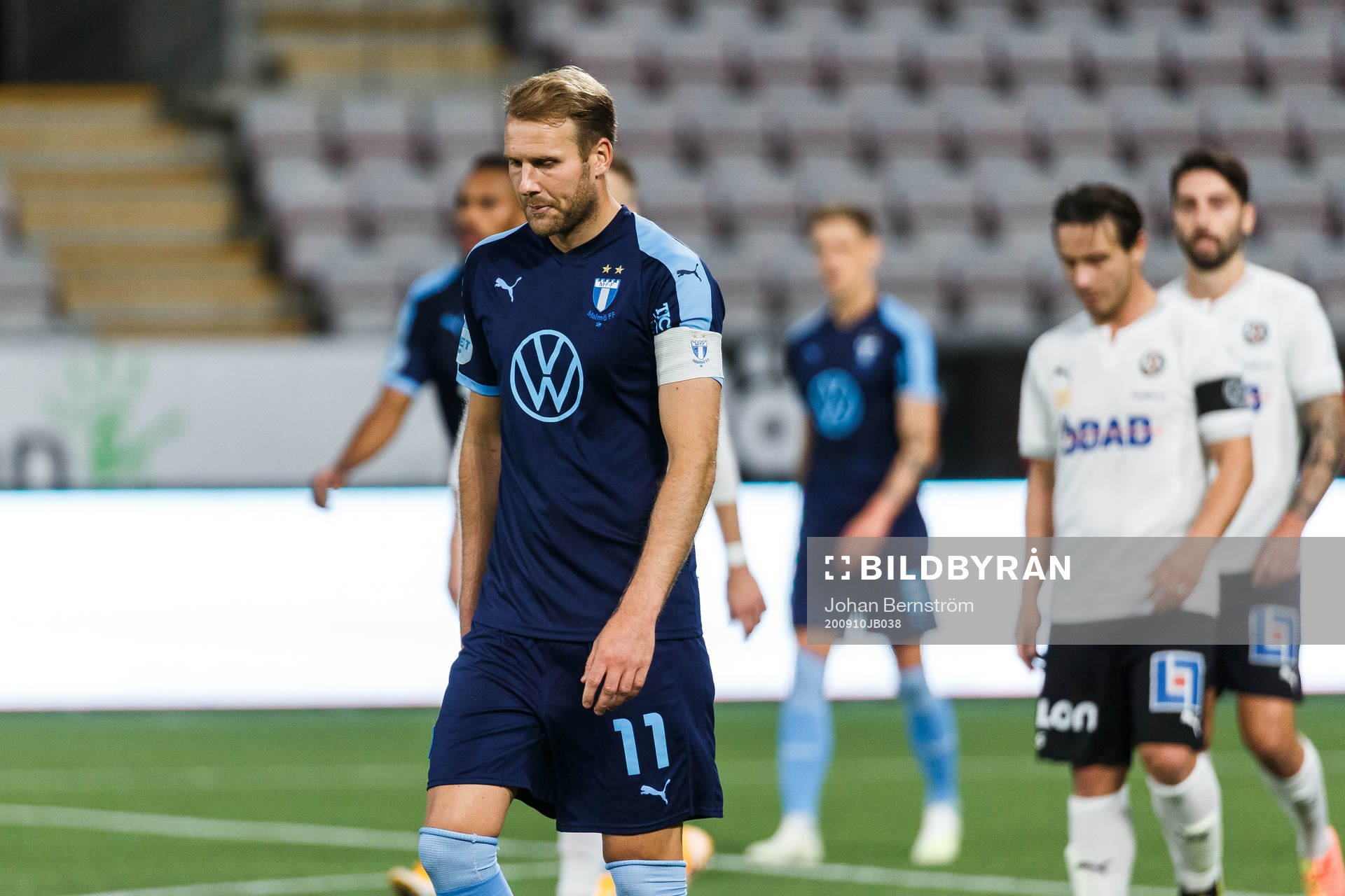 Malmö FFs Ola Toivonen deppar i halvtid