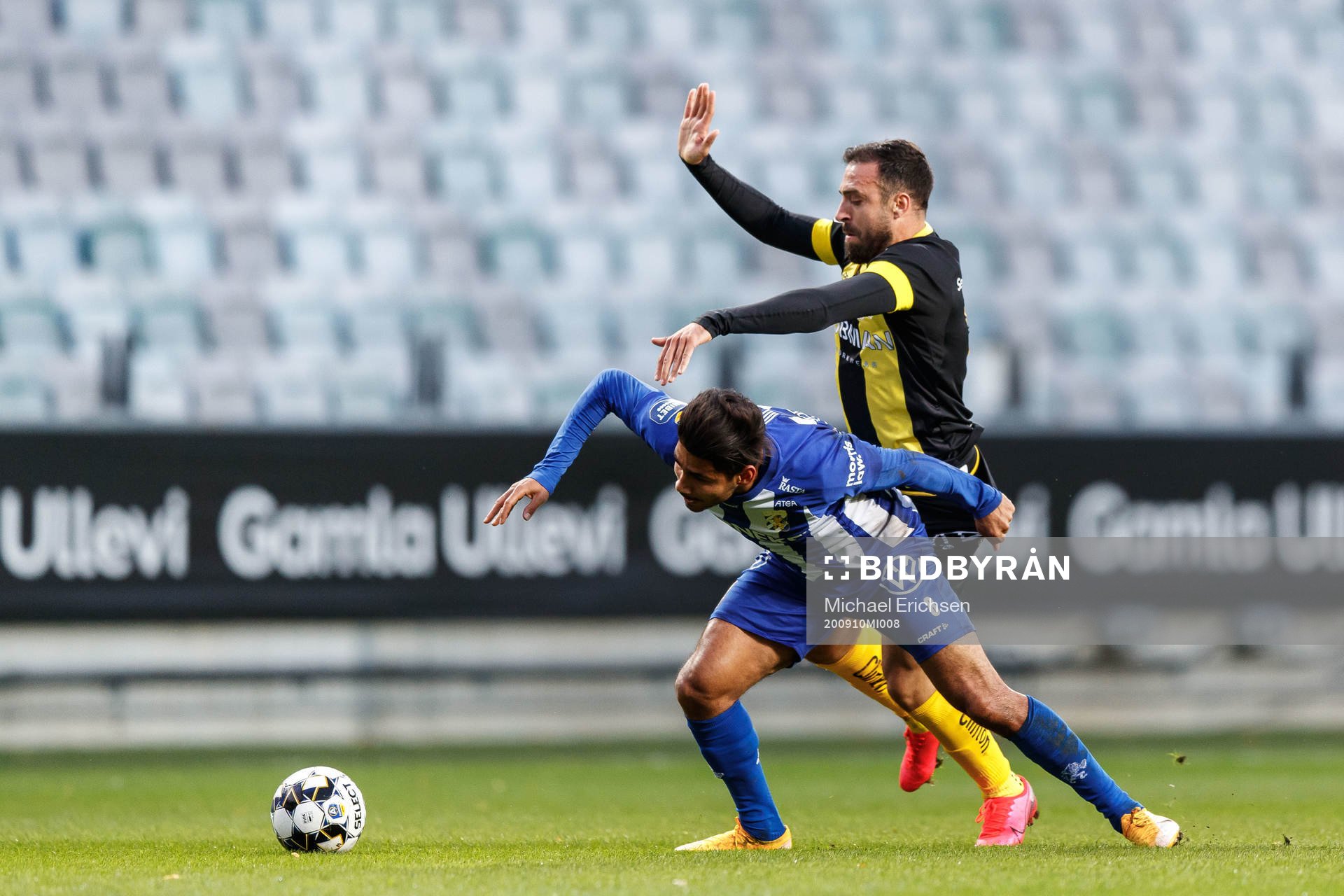 Hammarbys Abdul Khalili och IFK Göteborgs Hosam Aiesh