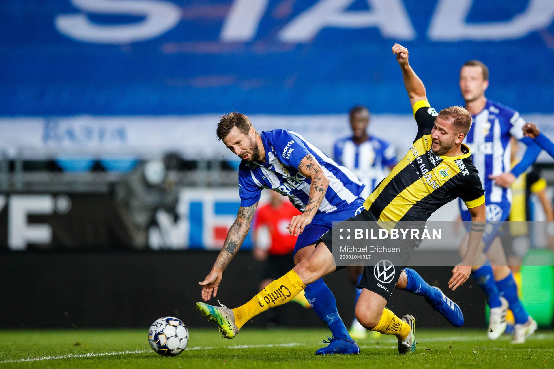IFK Göteborgs Mattias Bjärsmyr och Hammarbys Darijan