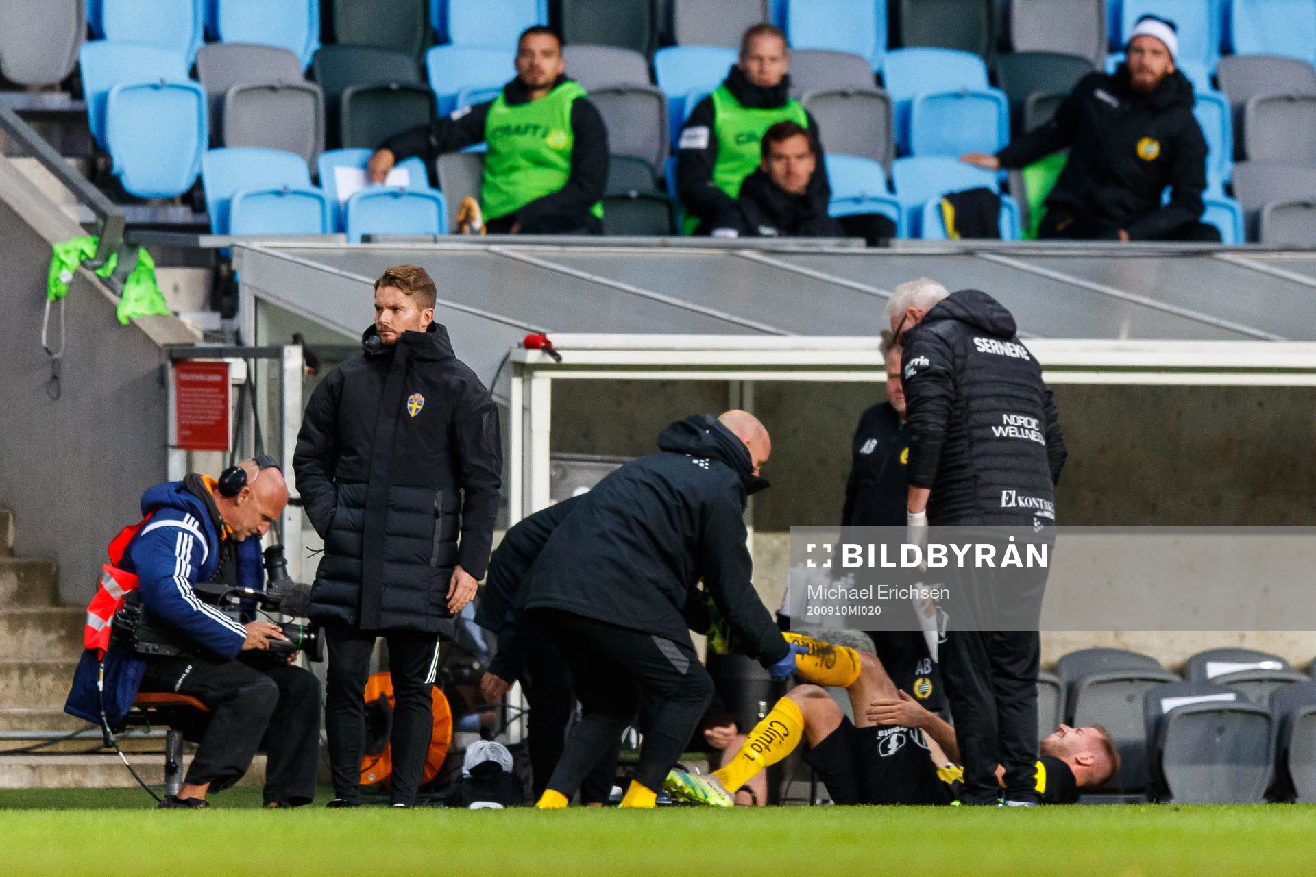 Hammarbys Darijan Bojanic får vård