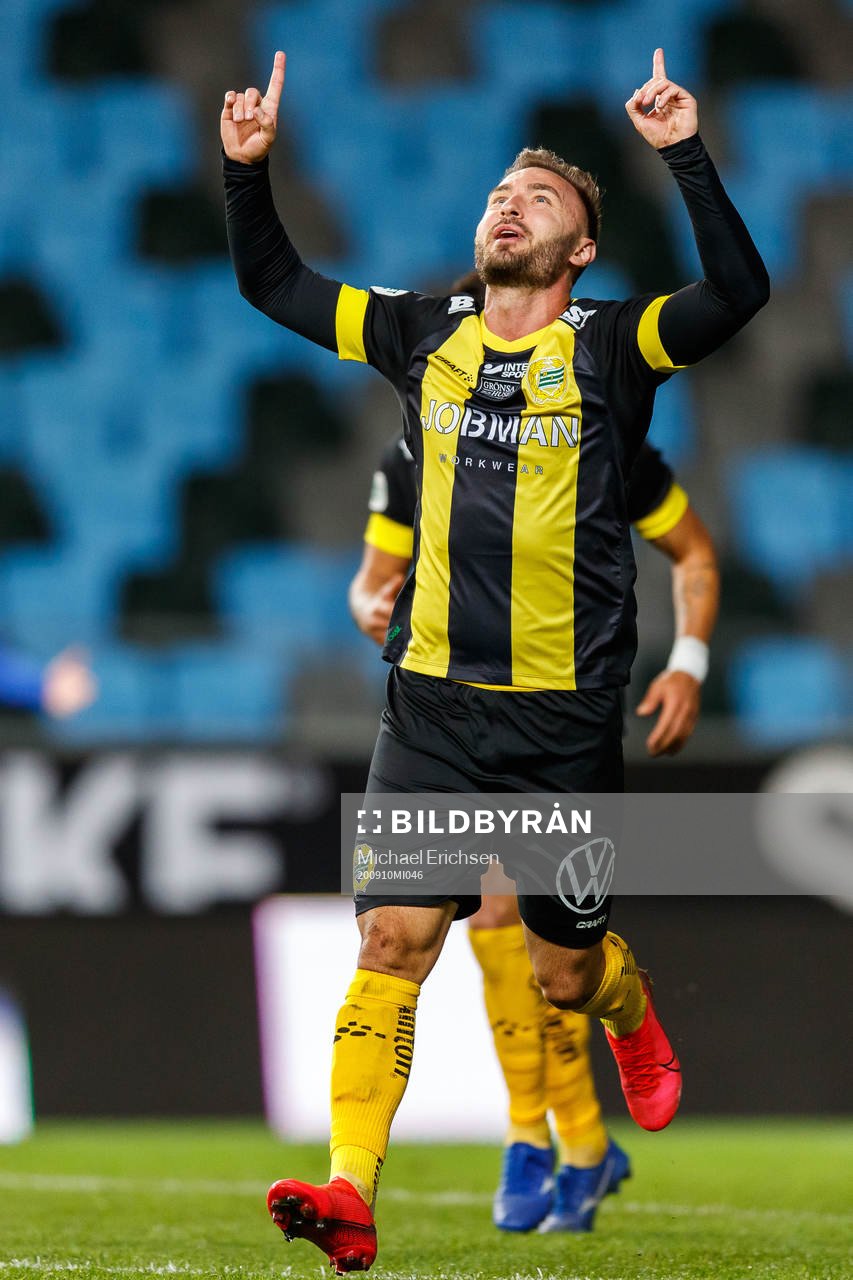 Hammarbys Muamer Tankovic jublar