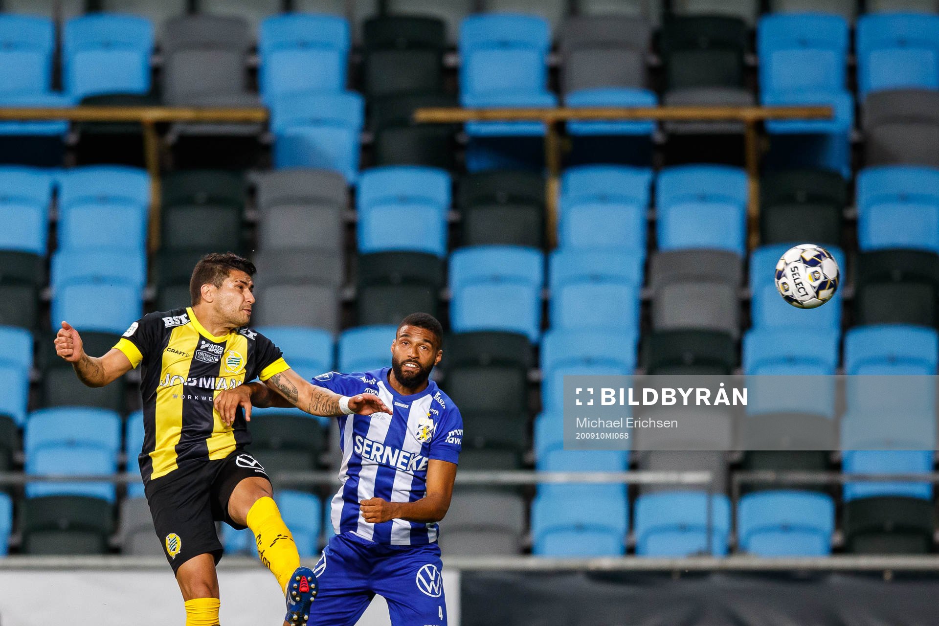 Hammarbys Paulinho och IFK Göteborgs Kristopher Da Graca