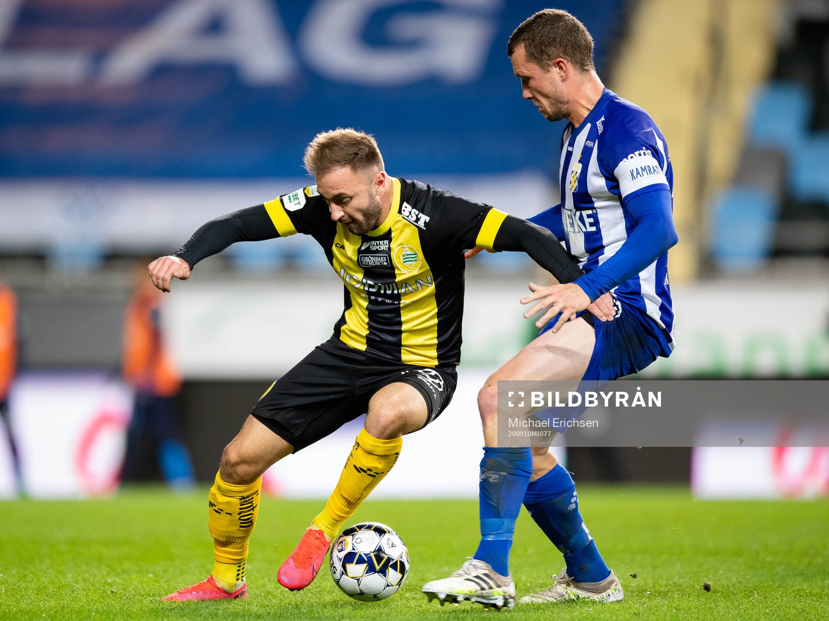 Hammarbys Muamer Tankovic och IFK Göteborgs Jakob Johansson