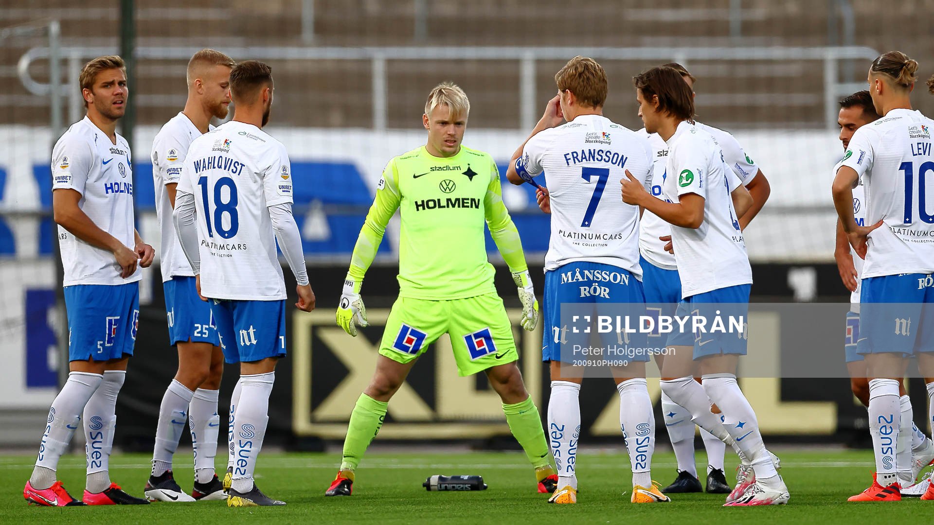 IFK Norrköpings spelare med målvakt Isak Pettersson