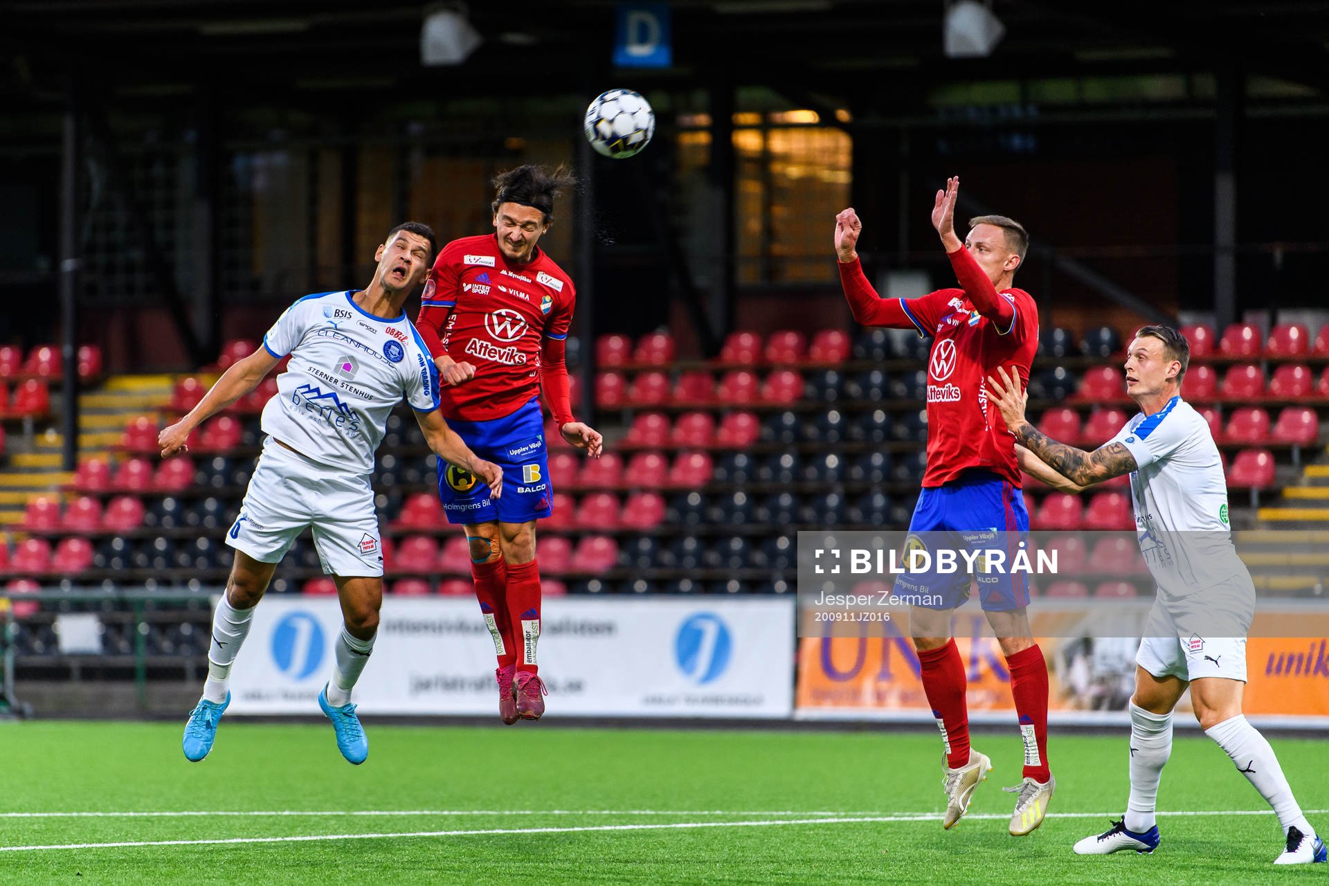 Akropolis Mauricio Albornoz  och Östers Mattias Pavic