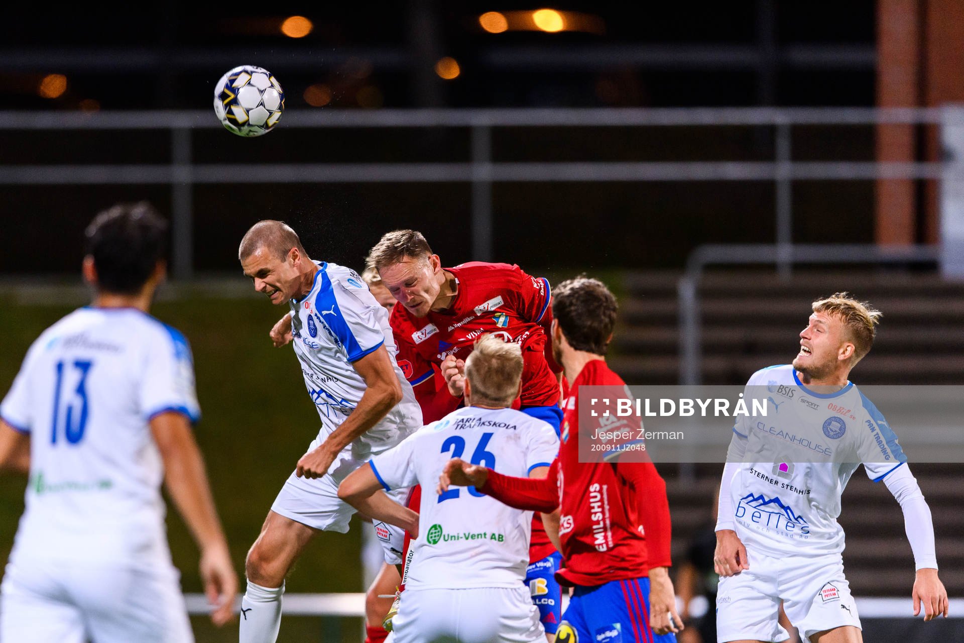 Akropolis Oscar Pehrsson mot Östers Månz Berg