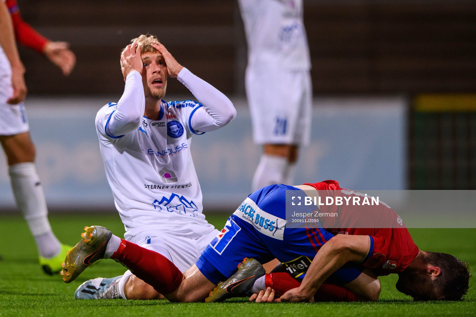 Akropolis Jens Jacobsson reagerar efter att Öster tilldöms en straff under fotbollsmatchen i Superettan mellan Akropolis och Öster den 11 september 2020 i Stockholm.