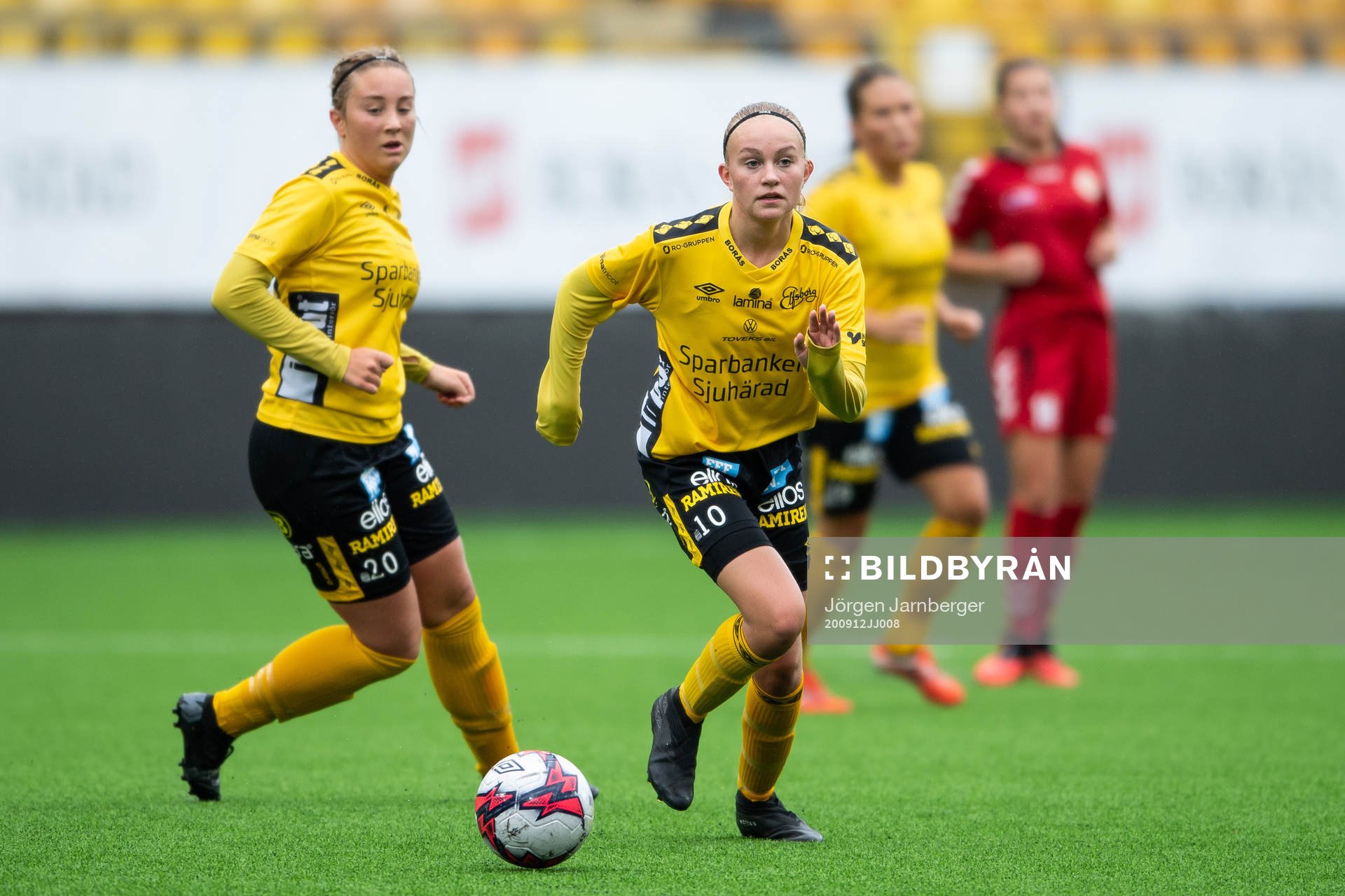 Elfsborgs Matilda Ståhlbom Karlsson och Ebba Johansson