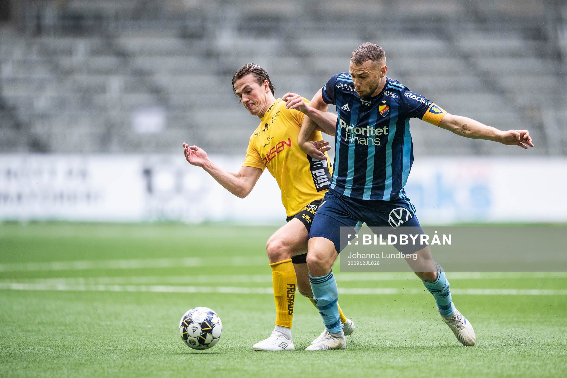 Elfsborgs Simon Olsson och Djurgårdens Jesper Karlström