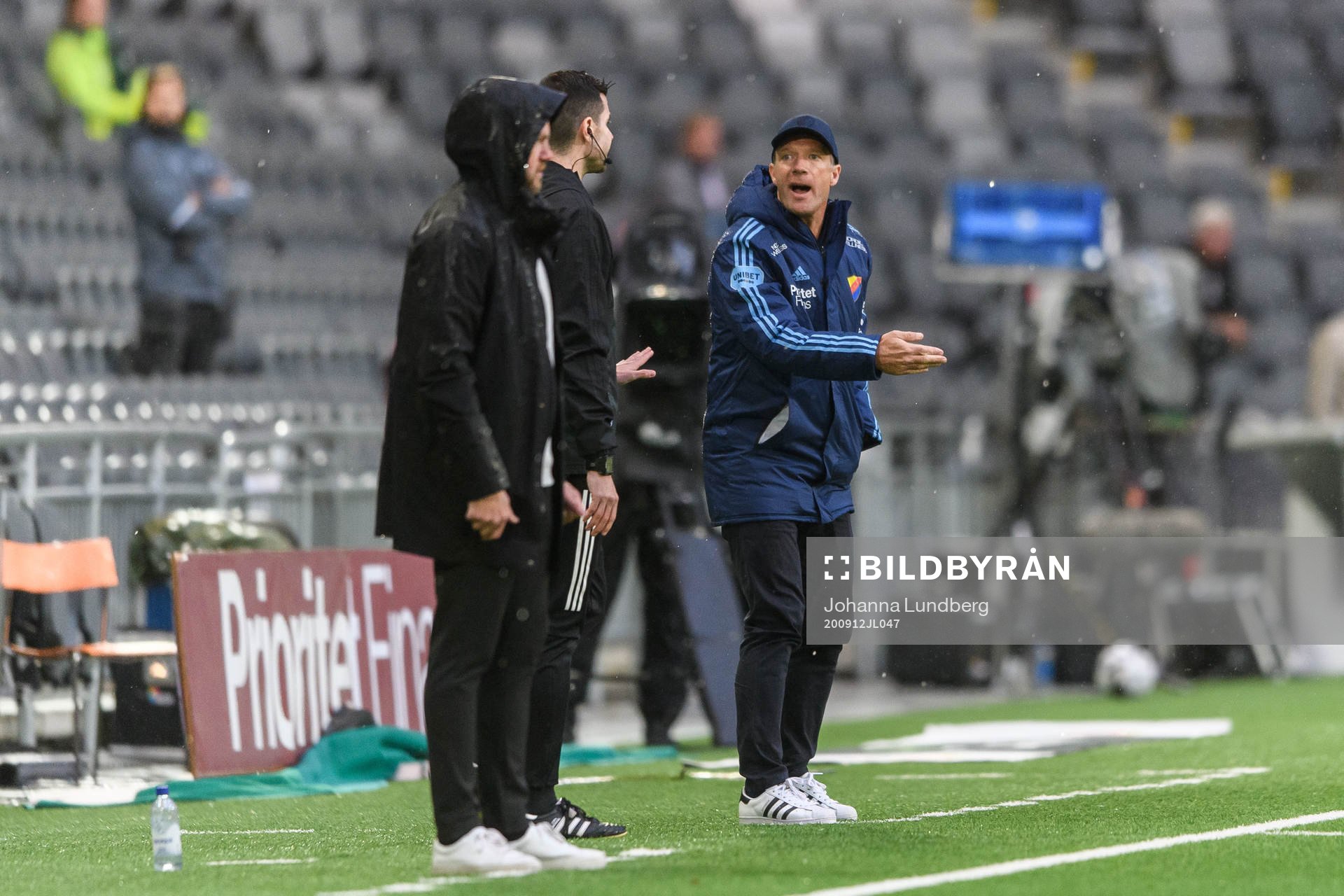Djurgårdens tränare Kim Bergstrand under fotbollsmatchen i Allsvenskan mellan Djurgården och Elfsborg den 12 september 2020 i Stockholm.