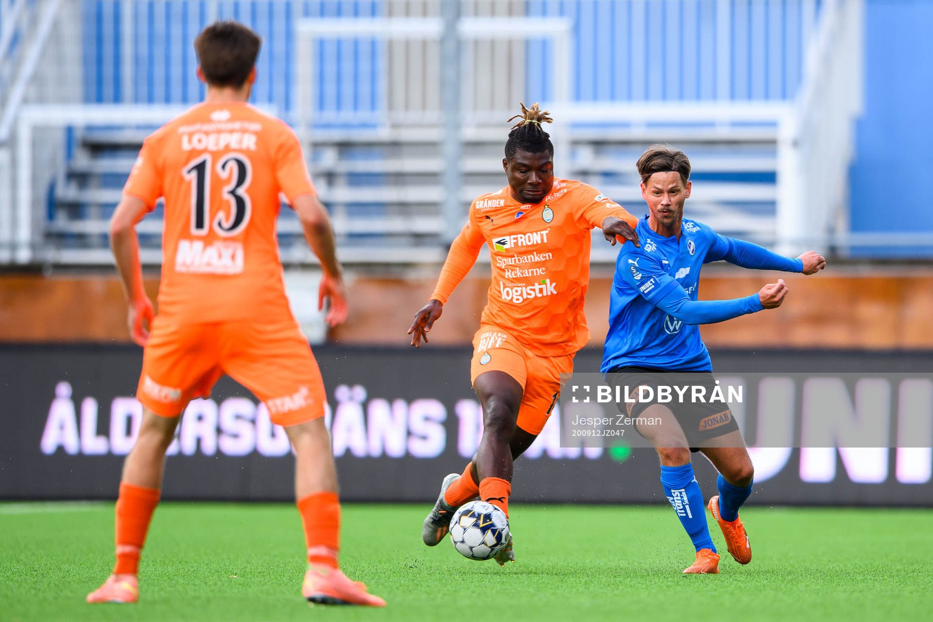 AFC Eskilstunas Onyedikachukwu Samuel Nnamani och Halmstads