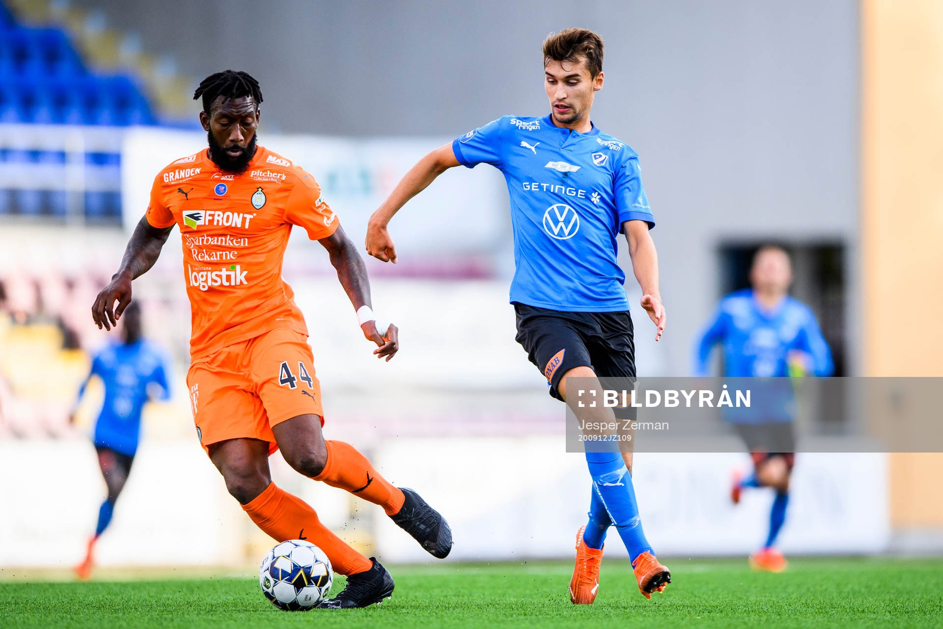 AFC Eskilstunas Abdel Rhamane Khalil Diarra och Halmstads